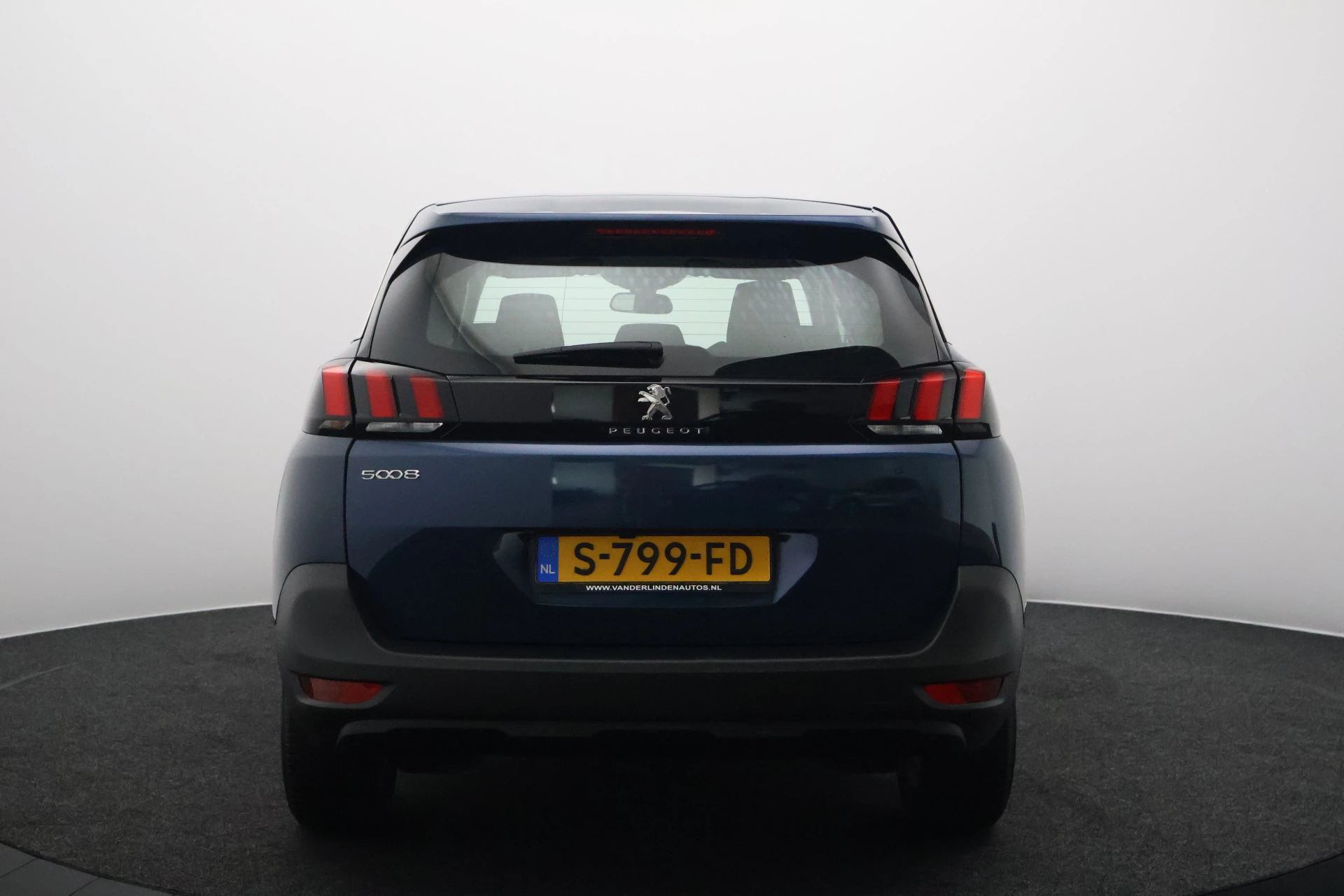 Hoofdafbeelding Peugeot 5008