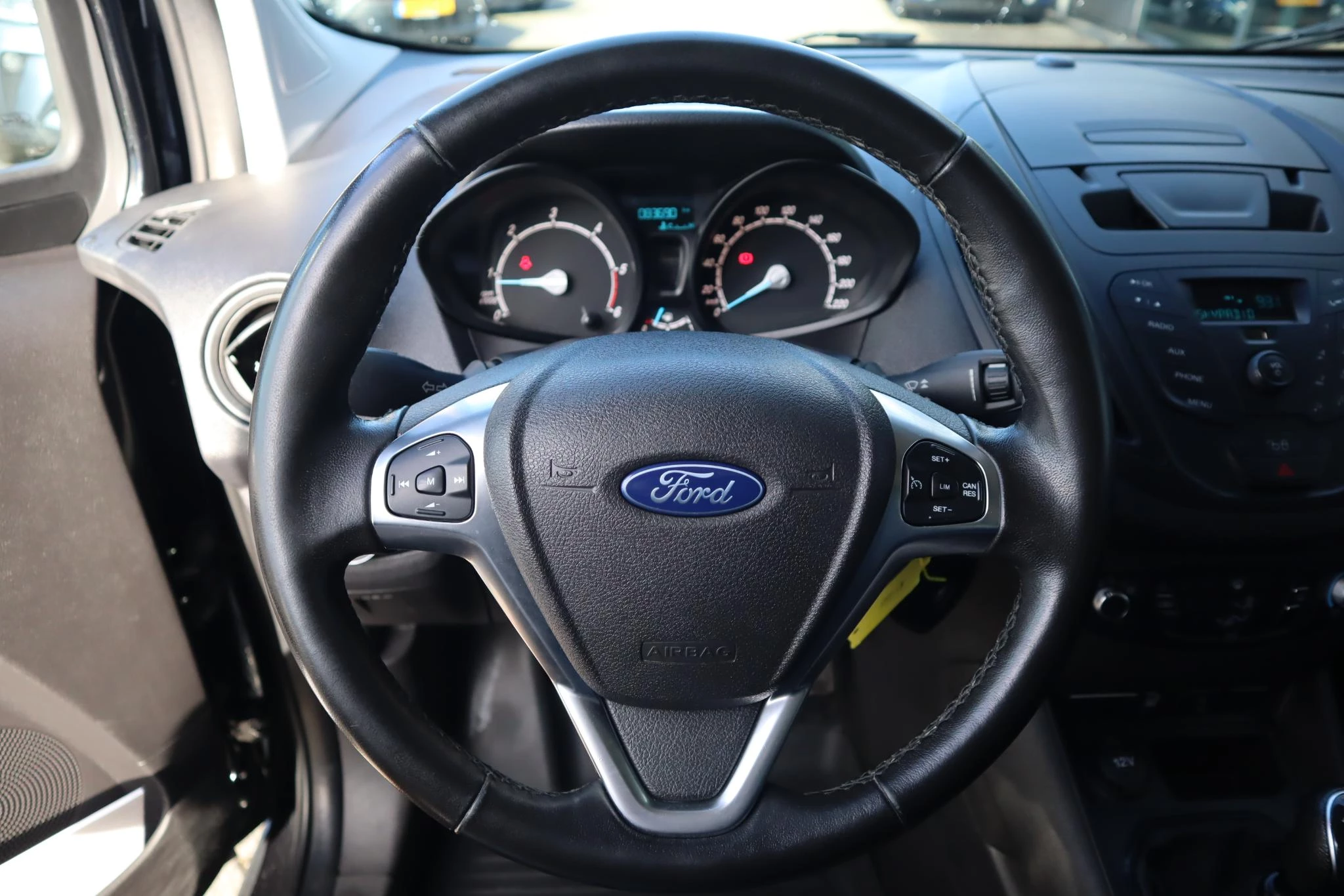 Hoofdafbeelding Ford Transit Courier