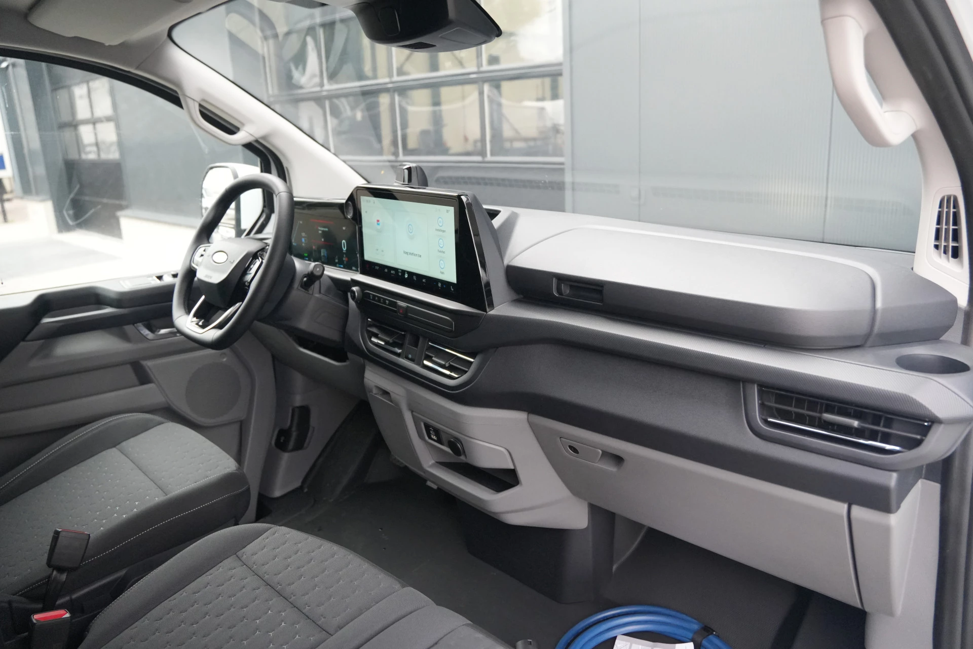 Hoofdafbeelding Ford E-Transit Custom