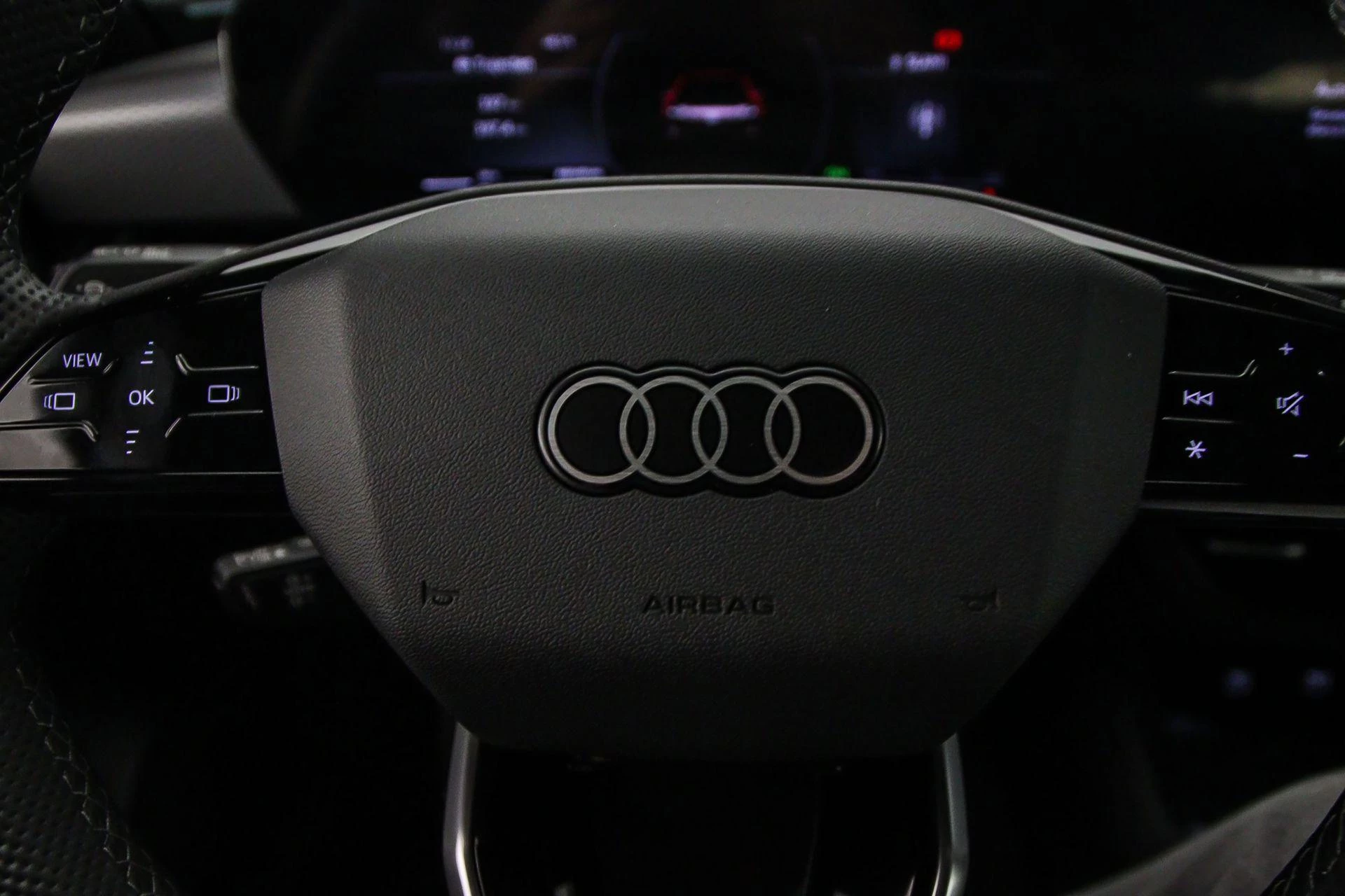 Hoofdafbeelding Audi A6 Avant e-tron