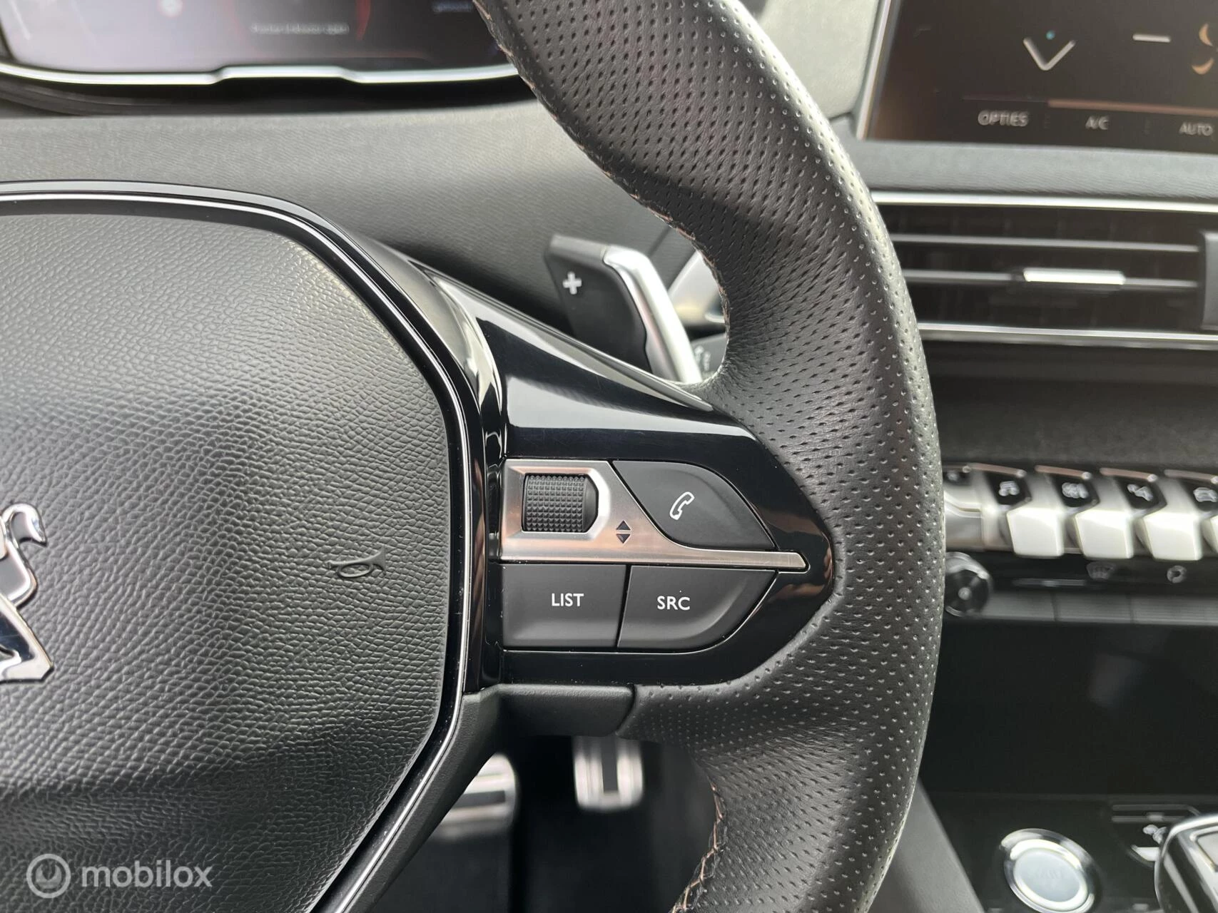 Hoofdafbeelding Peugeot 5008