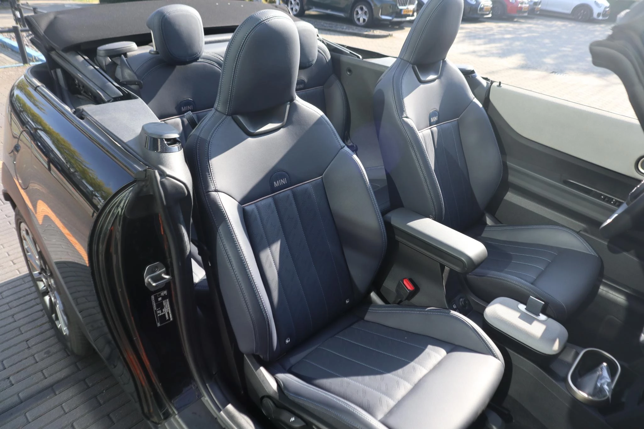 Hoofdafbeelding MINI Cooper Cabrio