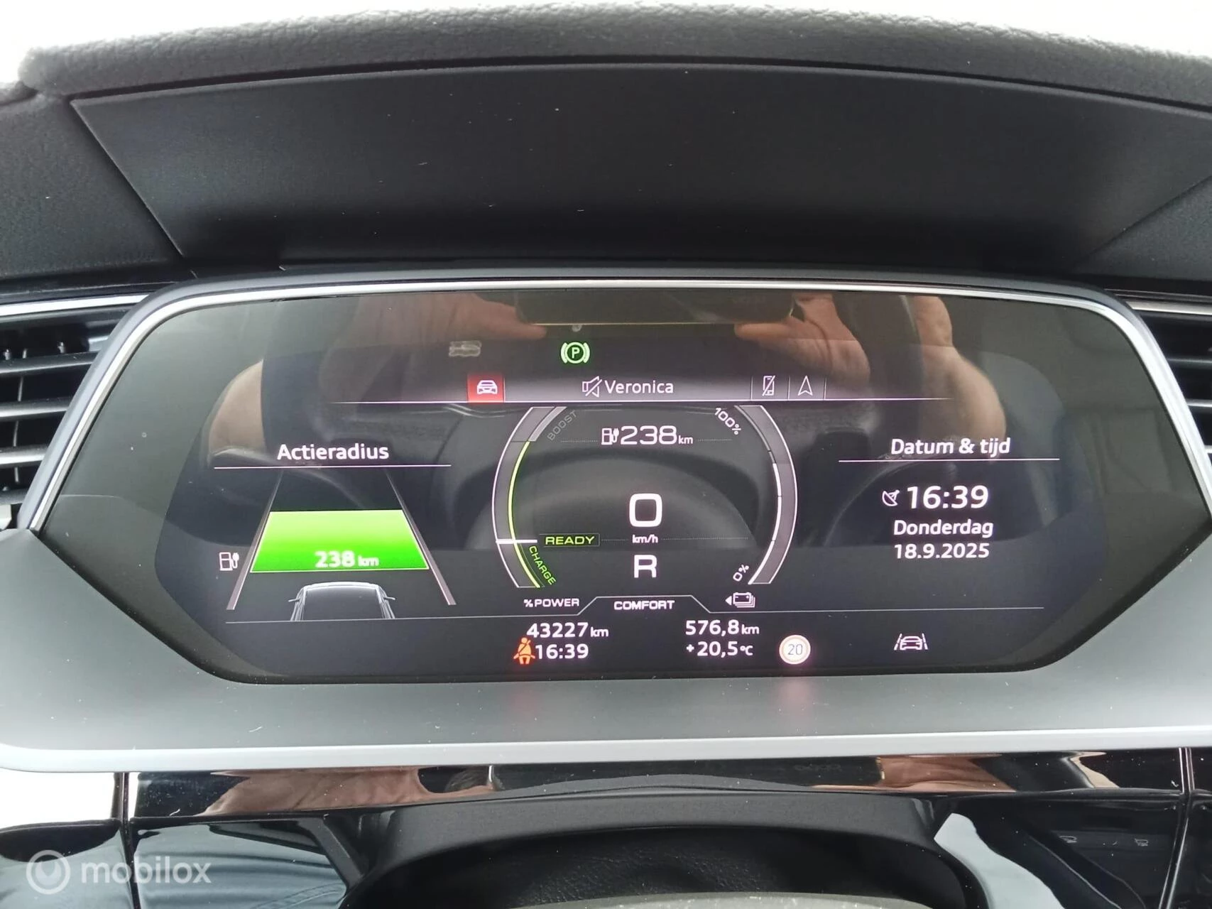 Hoofdafbeelding Audi e-tron