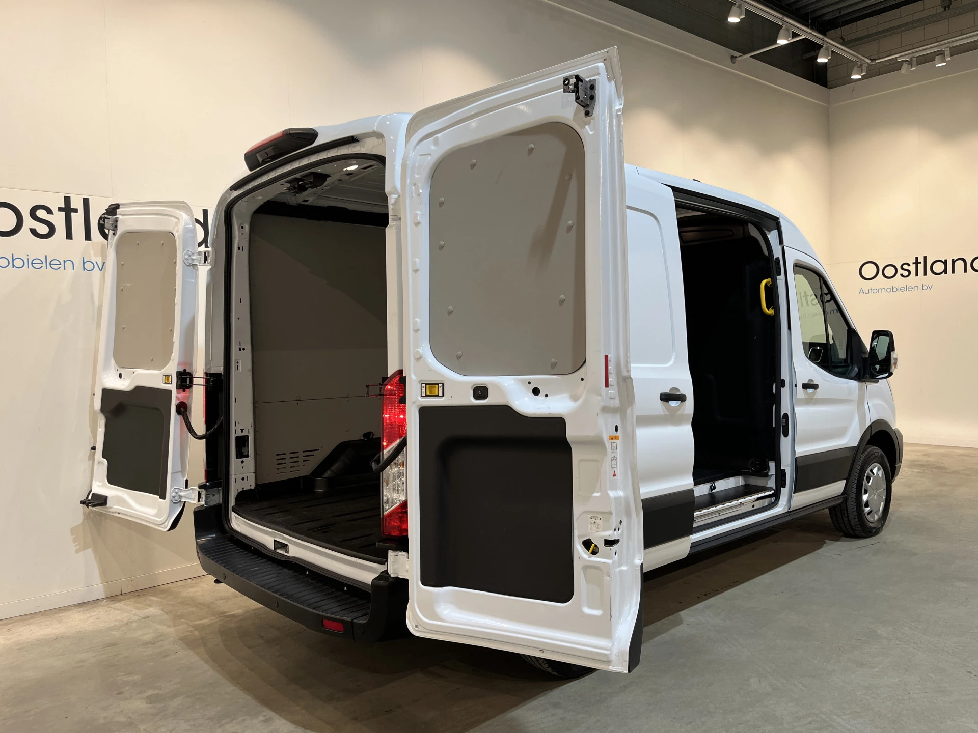 Hoofdafbeelding Ford E-Transit