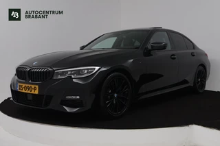 BMW 3-serie 330i High Executive Edition M-Pakket (PANORAMADAK, HEAD-UP, CAMERA, STOELVERWARMING, DEALER ONDERHOUDEN, NL-AUTO, NAP)