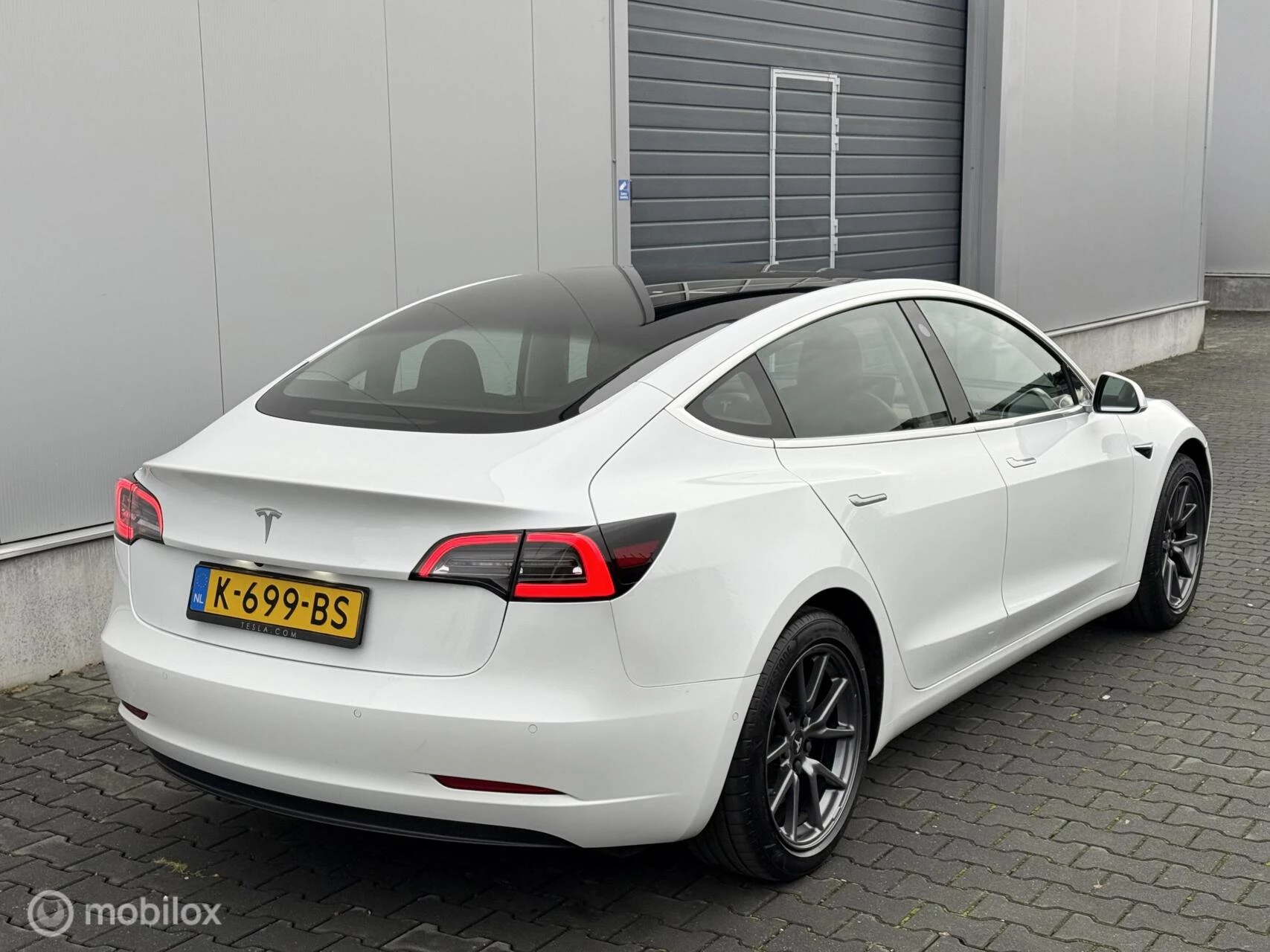 Hoofdafbeelding Tesla Model 3