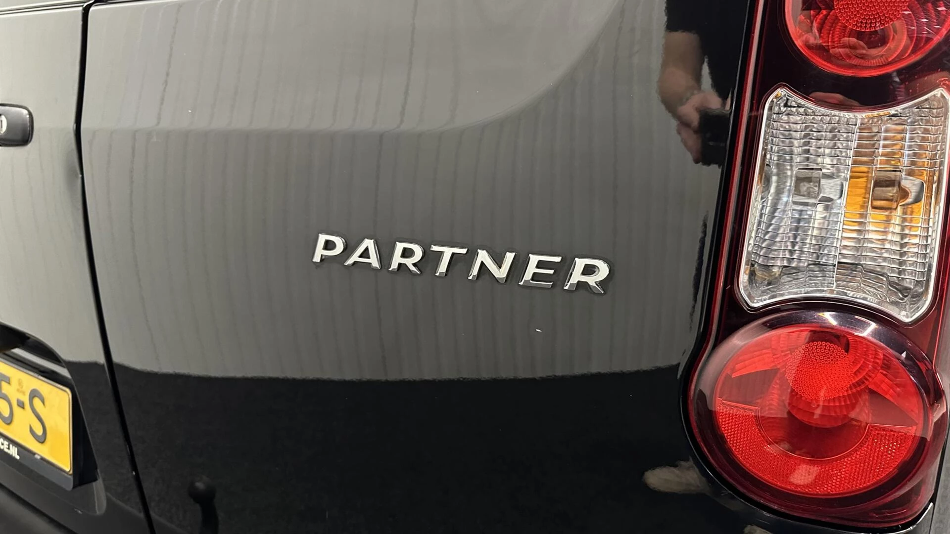 Hoofdafbeelding Peugeot Partner