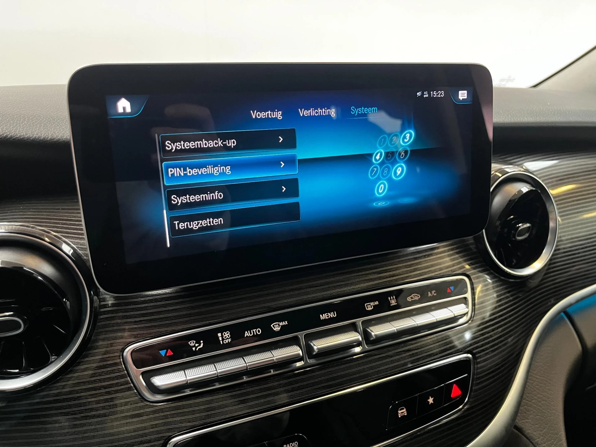 Hoofdafbeelding Mercedes-Benz EQV