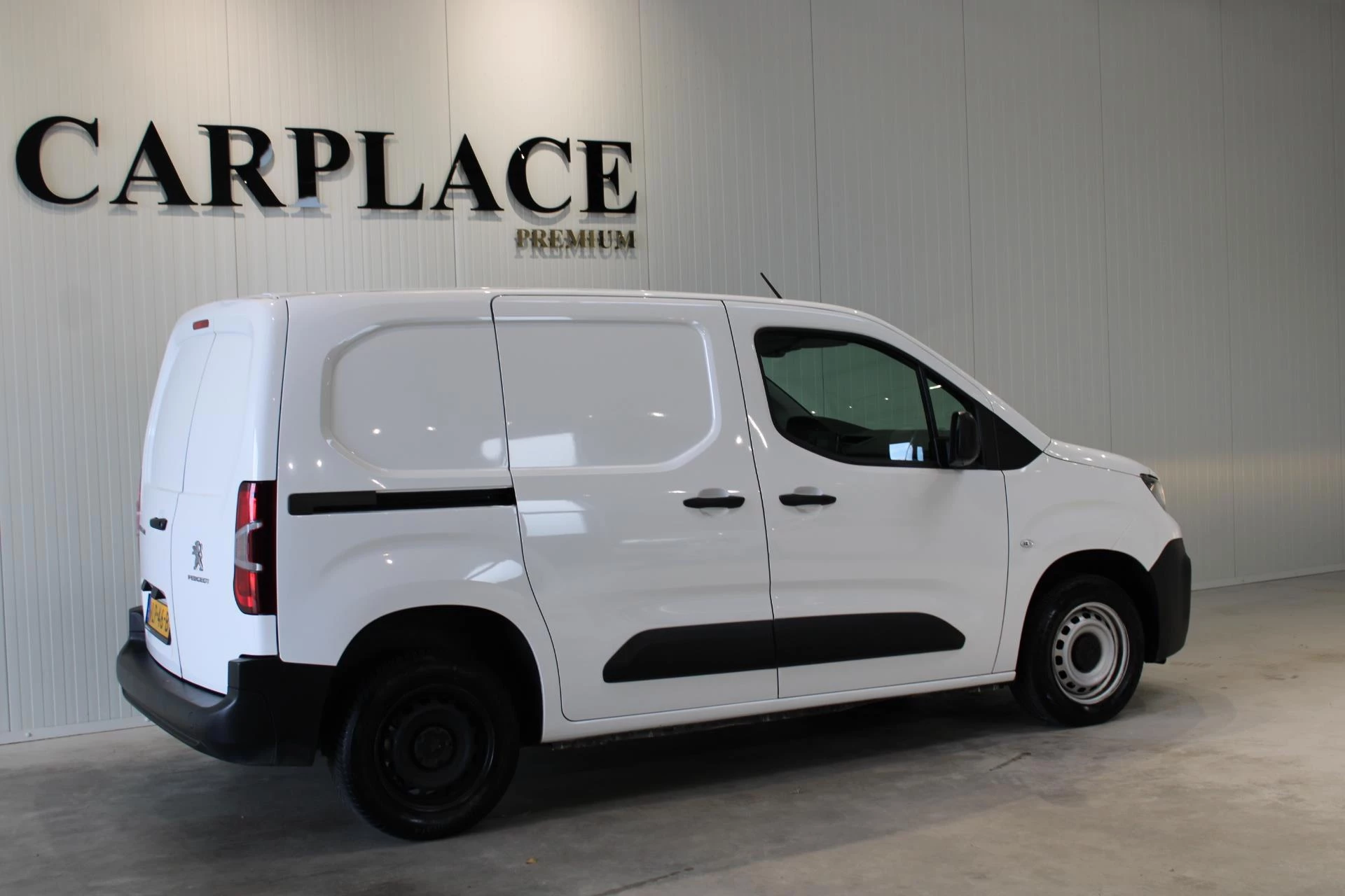 Hoofdafbeelding Peugeot Partner