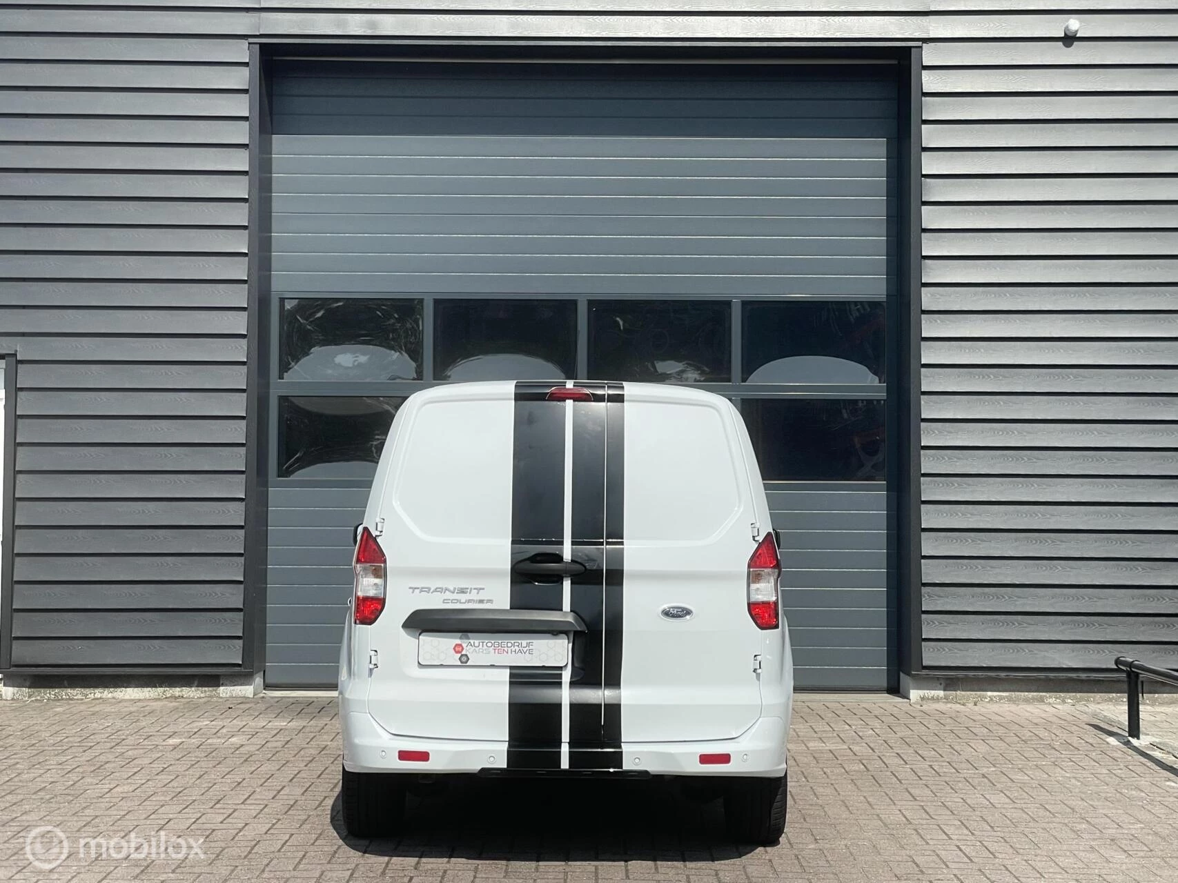 Hoofdafbeelding Ford Transit Courier