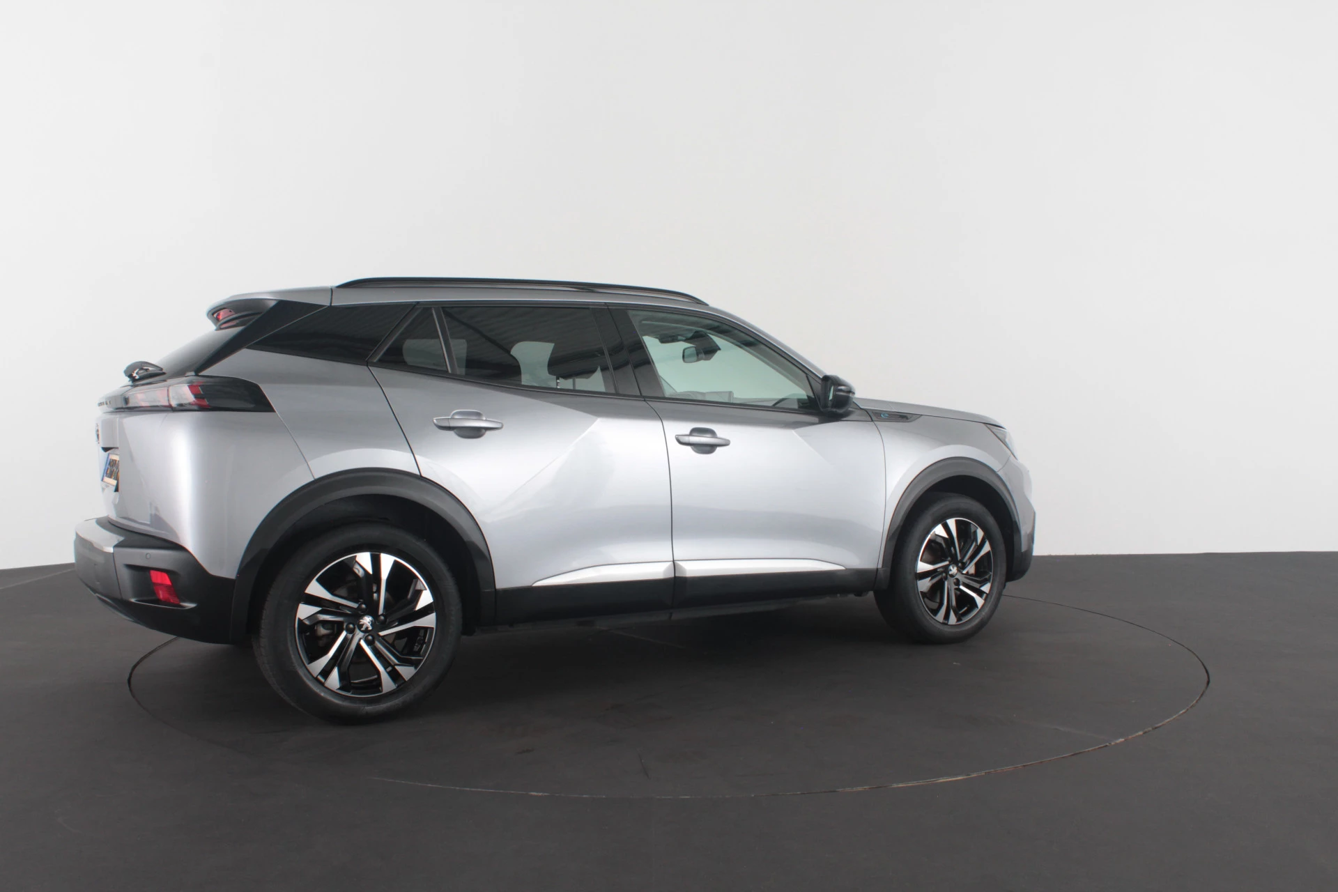 Hoofdafbeelding Peugeot e-2008