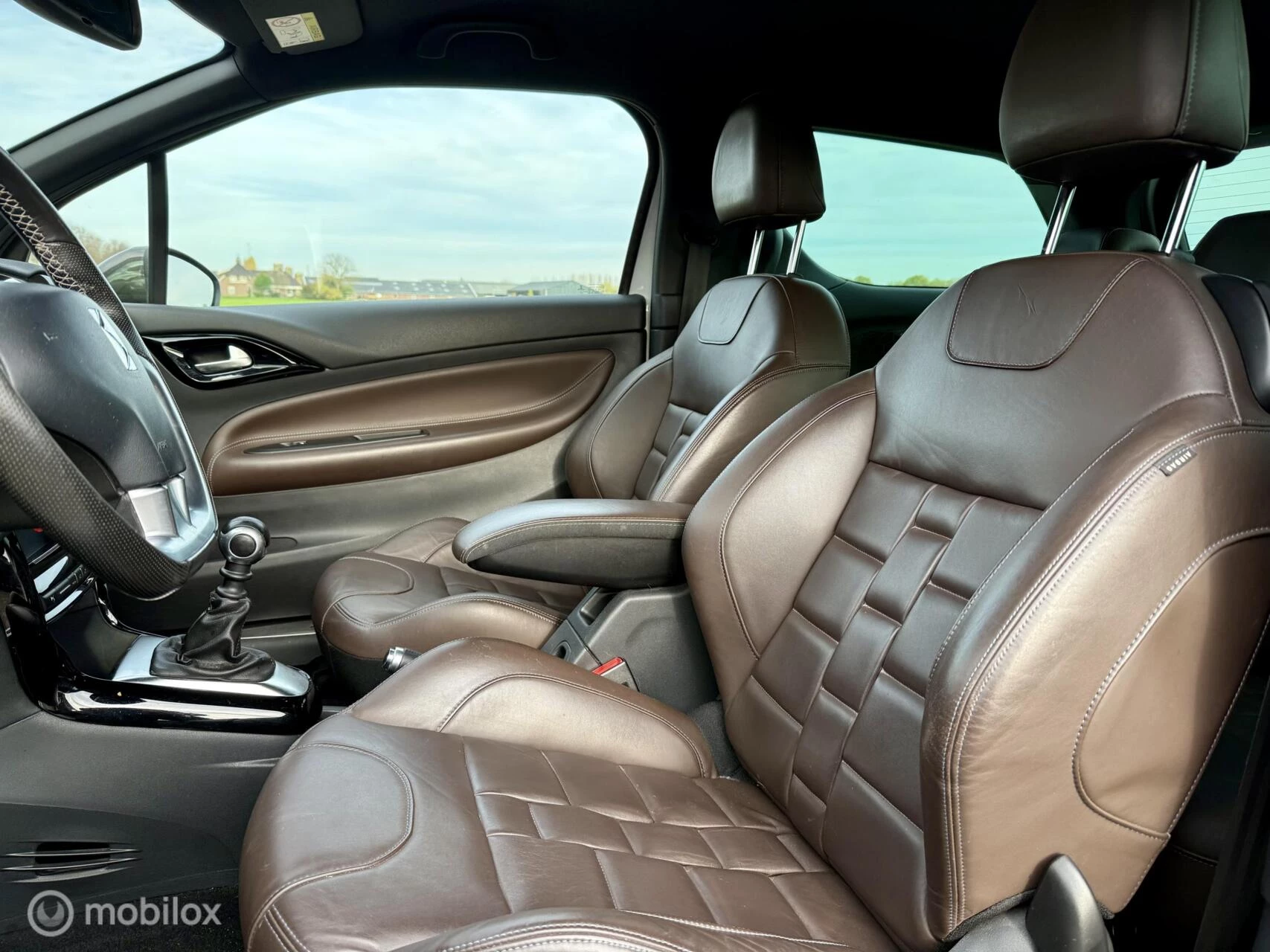 Hoofdafbeelding DS DS 3