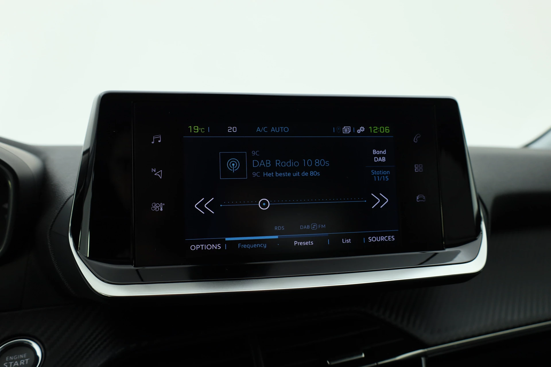 Hoofdafbeelding Peugeot e-208