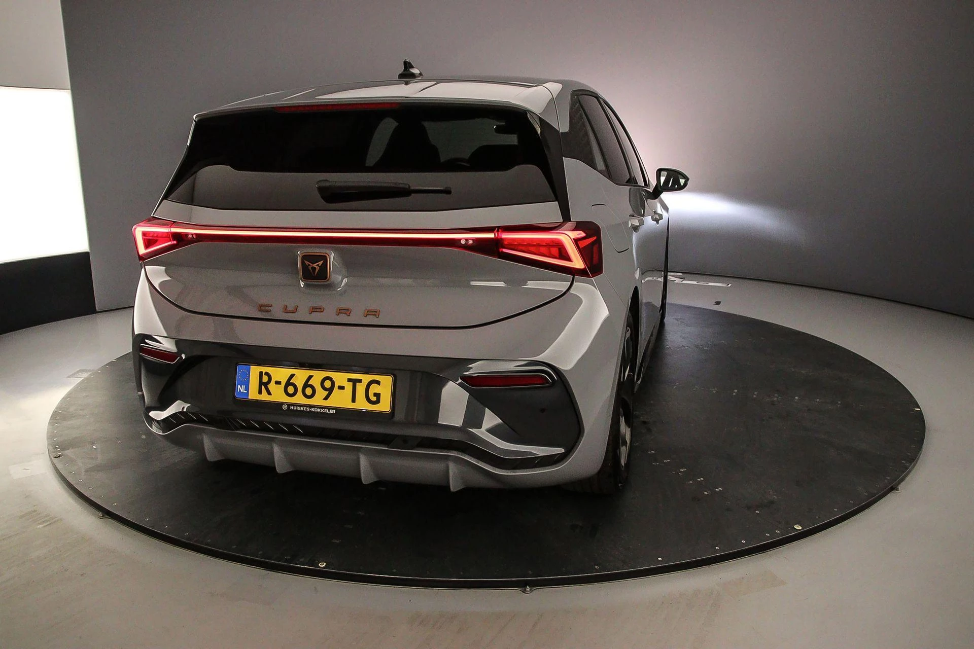 Hoofdafbeelding CUPRA Born