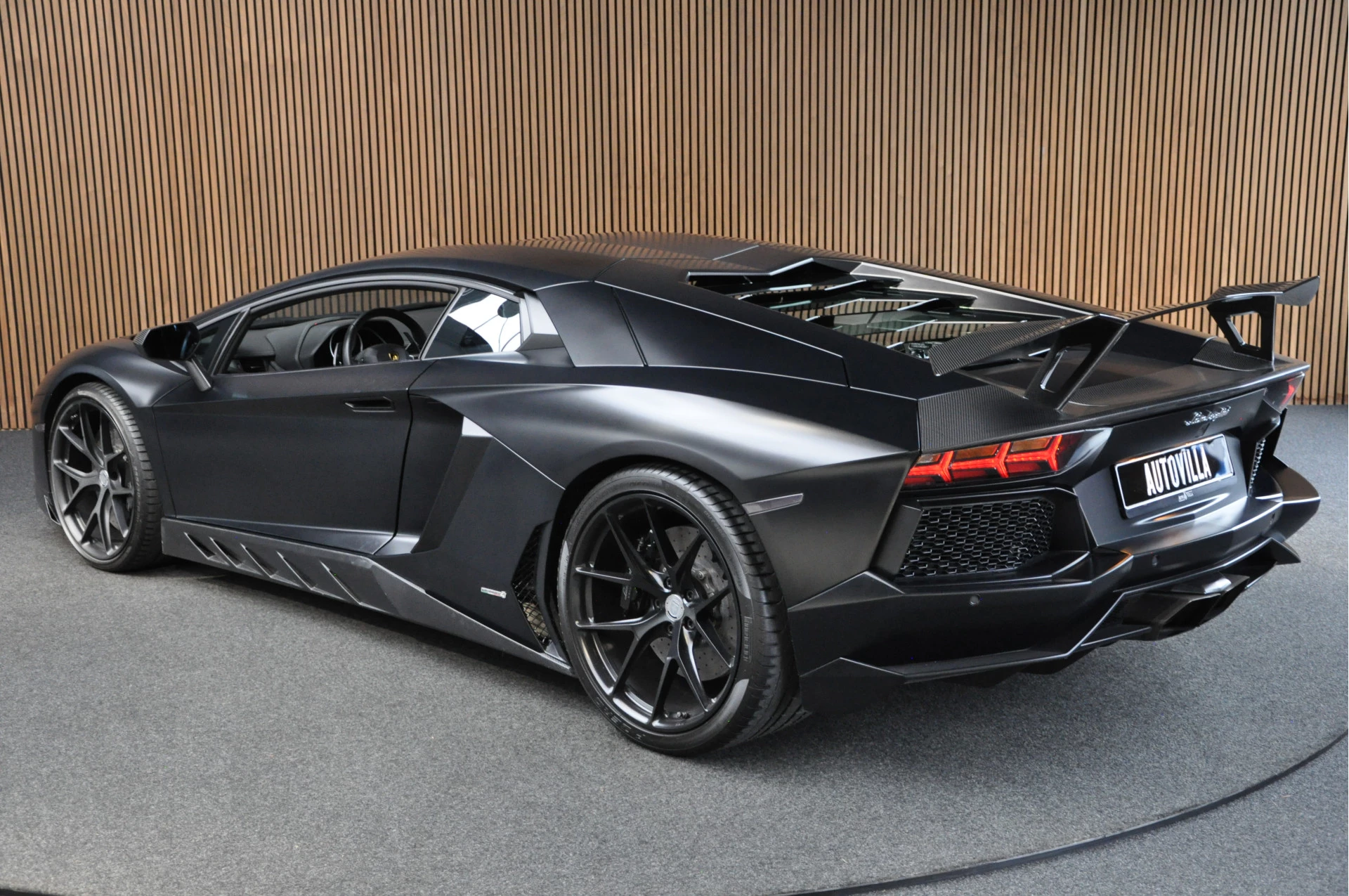 Hoofdafbeelding Lamborghini Aventador