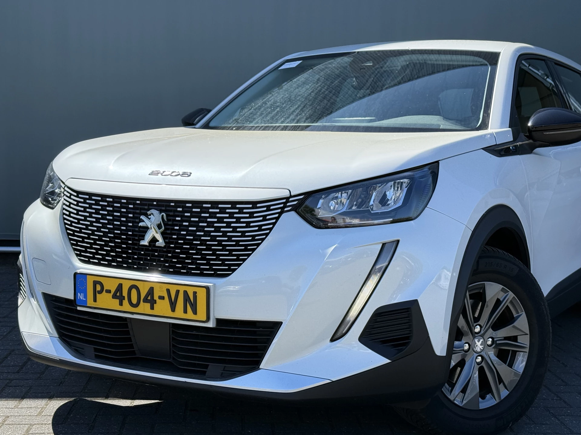 Hoofdafbeelding Peugeot e-2008