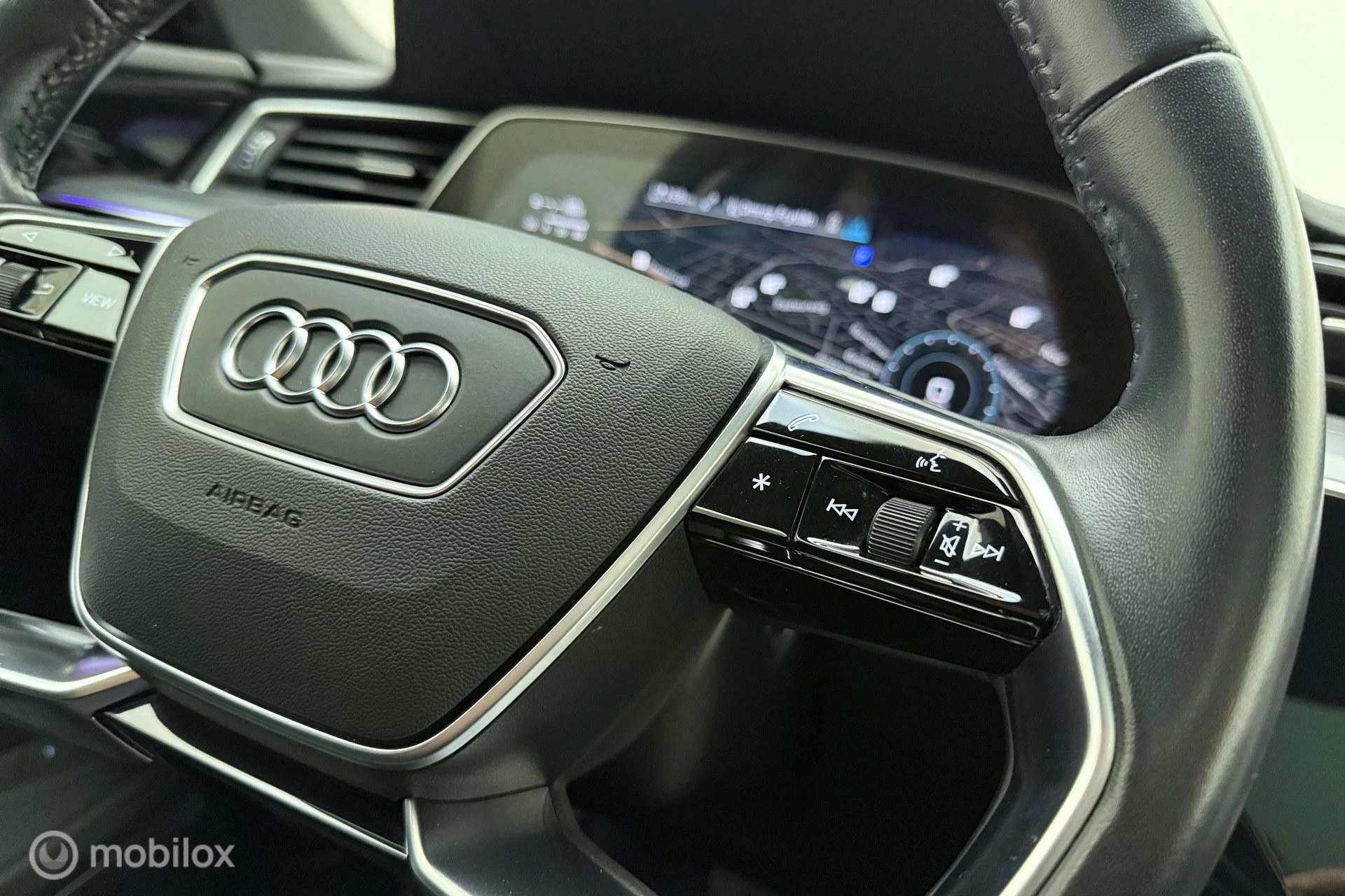 Hoofdafbeelding Audi e-tron