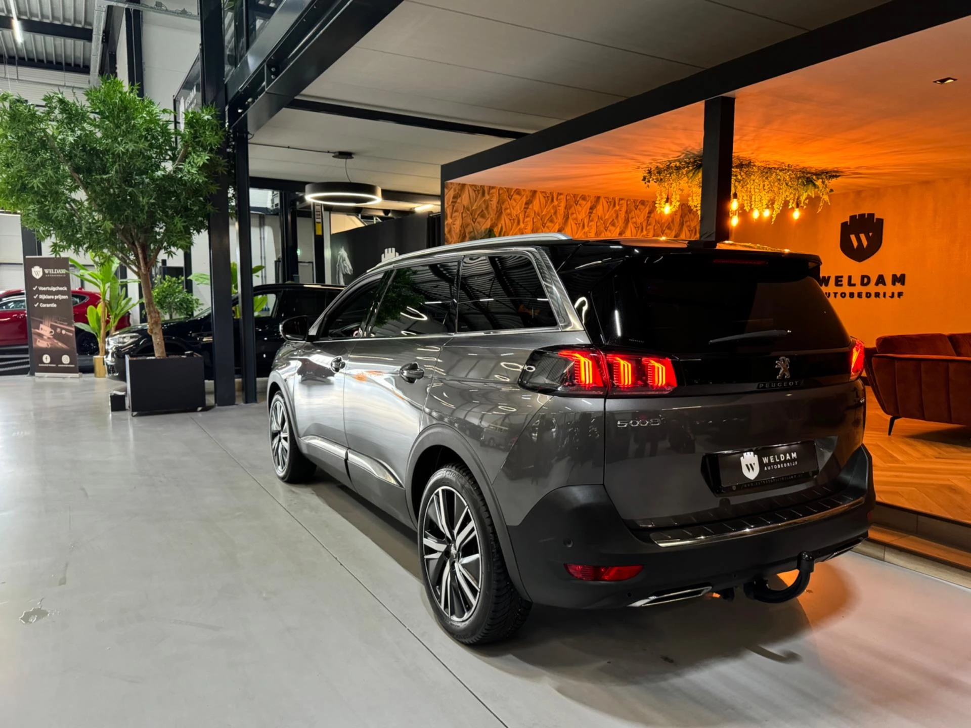 Hoofdafbeelding Peugeot 5008