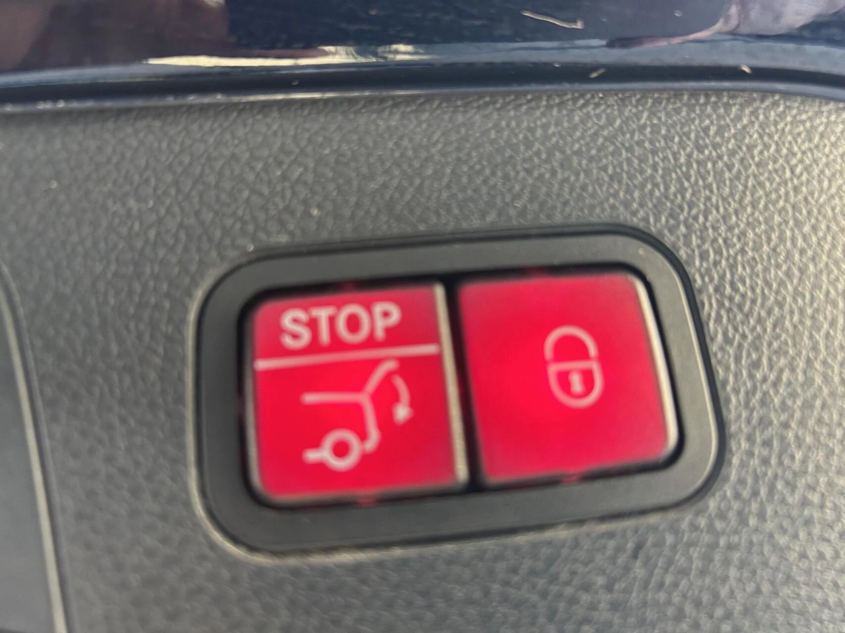 Hoofdafbeelding Mercedes-Benz EQC