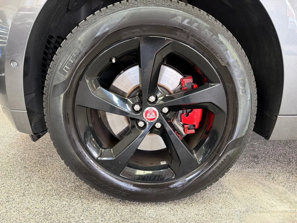 Hoofdafbeelding Jaguar F-PACE
