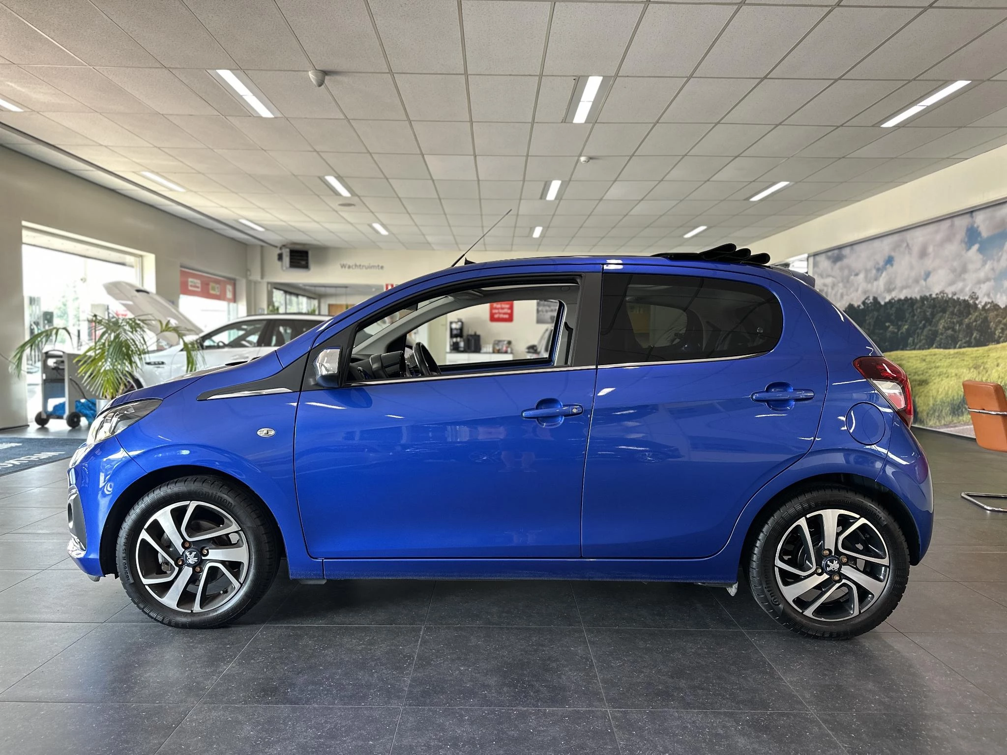 Hoofdafbeelding Peugeot 108