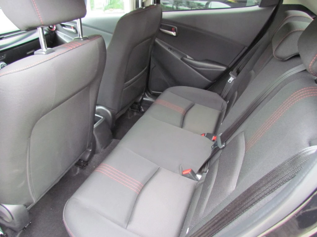 Hoofdafbeelding Mazda 2