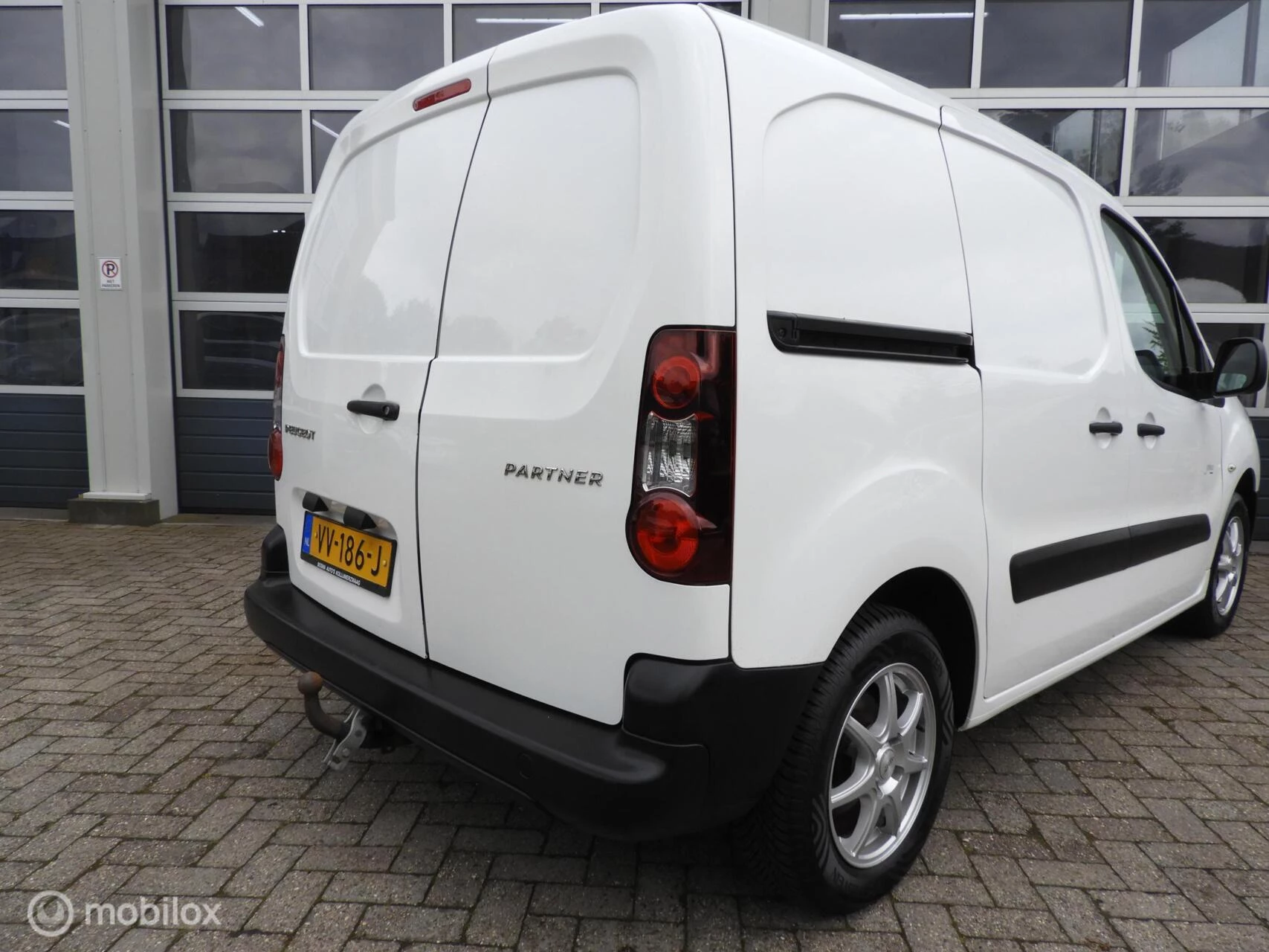 Hoofdafbeelding Peugeot Partner