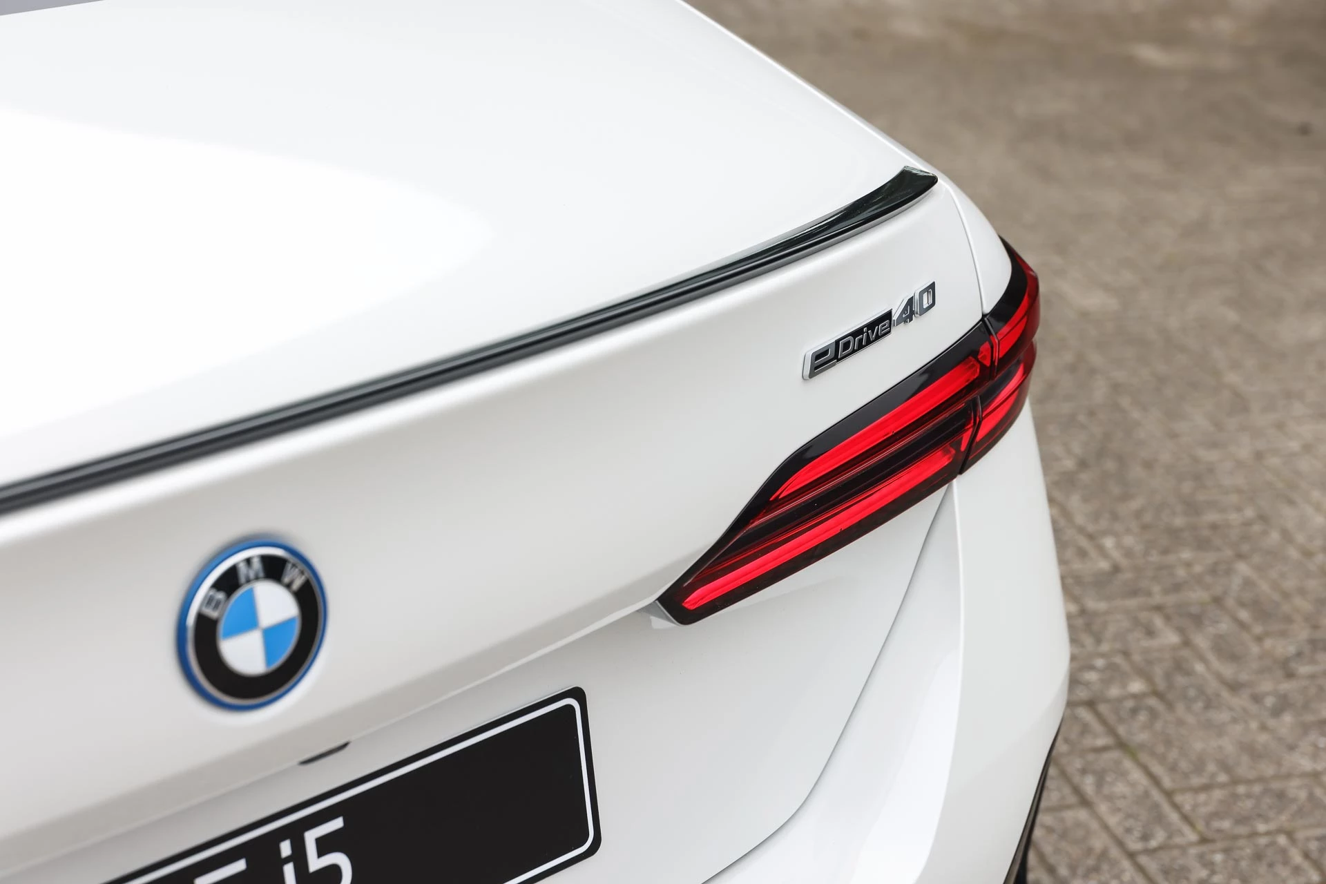 Hoofdafbeelding BMW i5