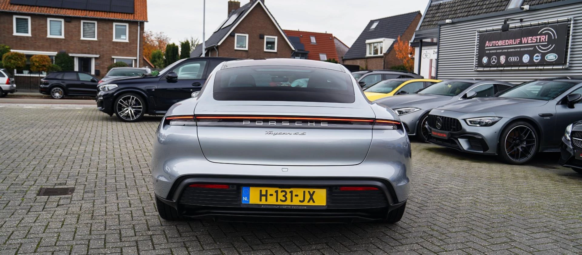 Hoofdafbeelding Porsche Taycan