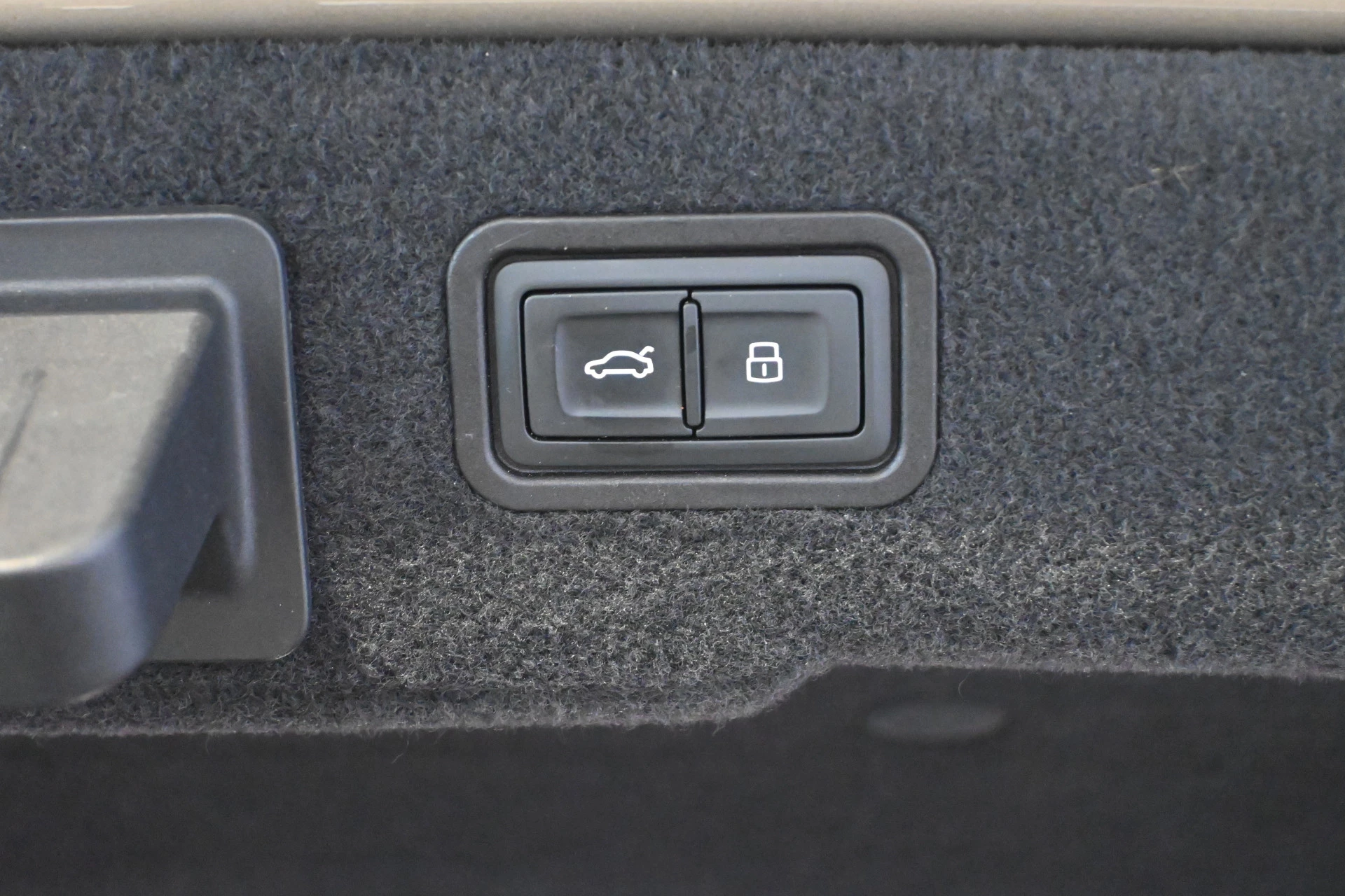 Hoofdafbeelding Audi A8