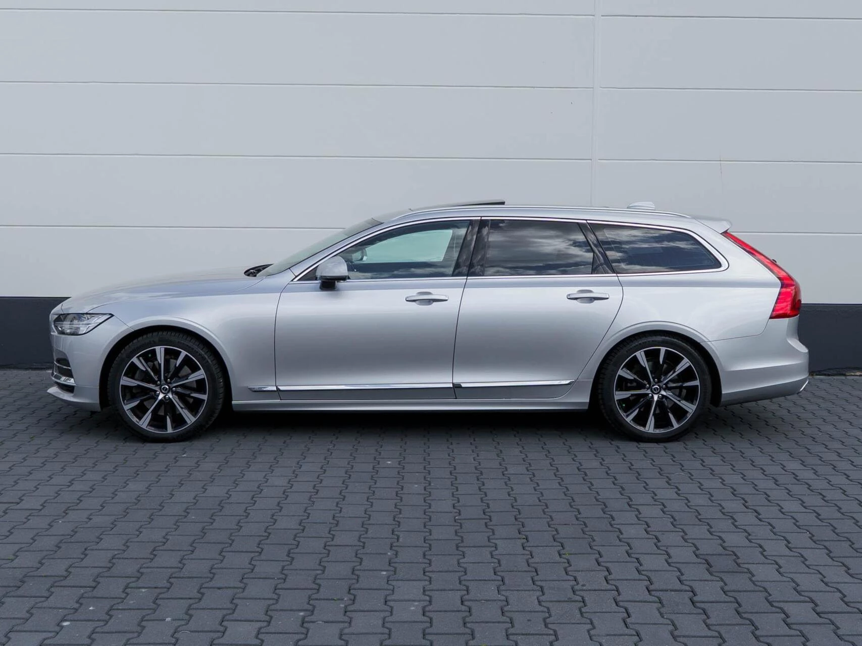 Hoofdafbeelding Volvo V90