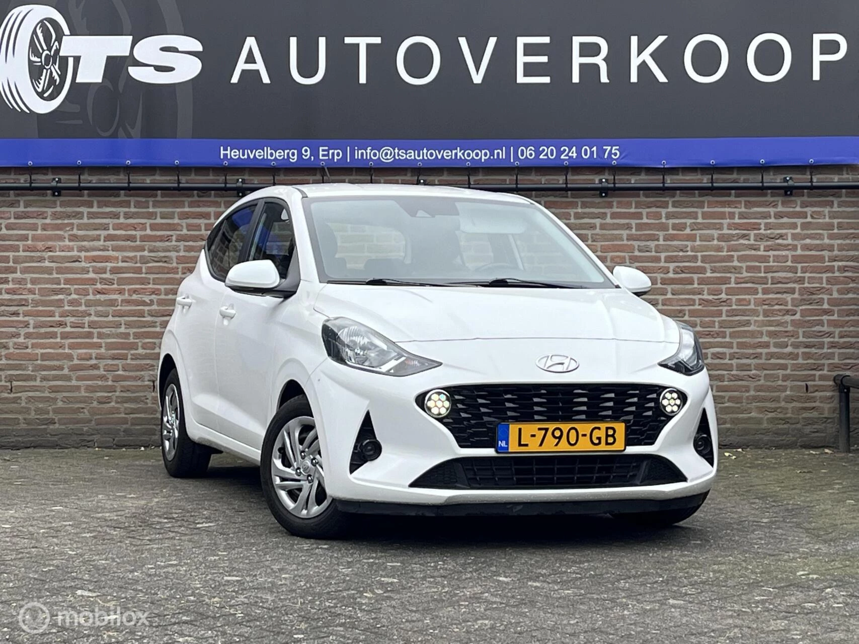 Hoofdafbeelding Hyundai i10