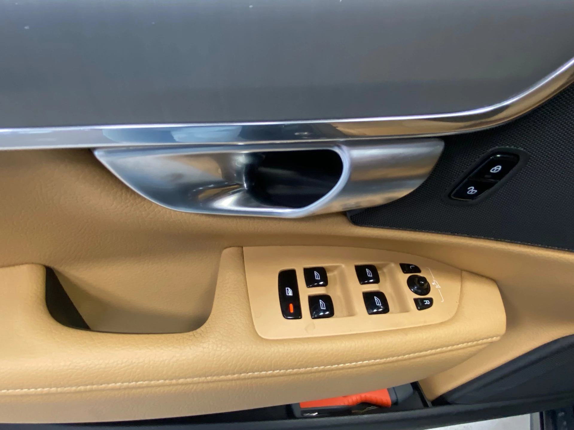Hoofdafbeelding Volvo V90