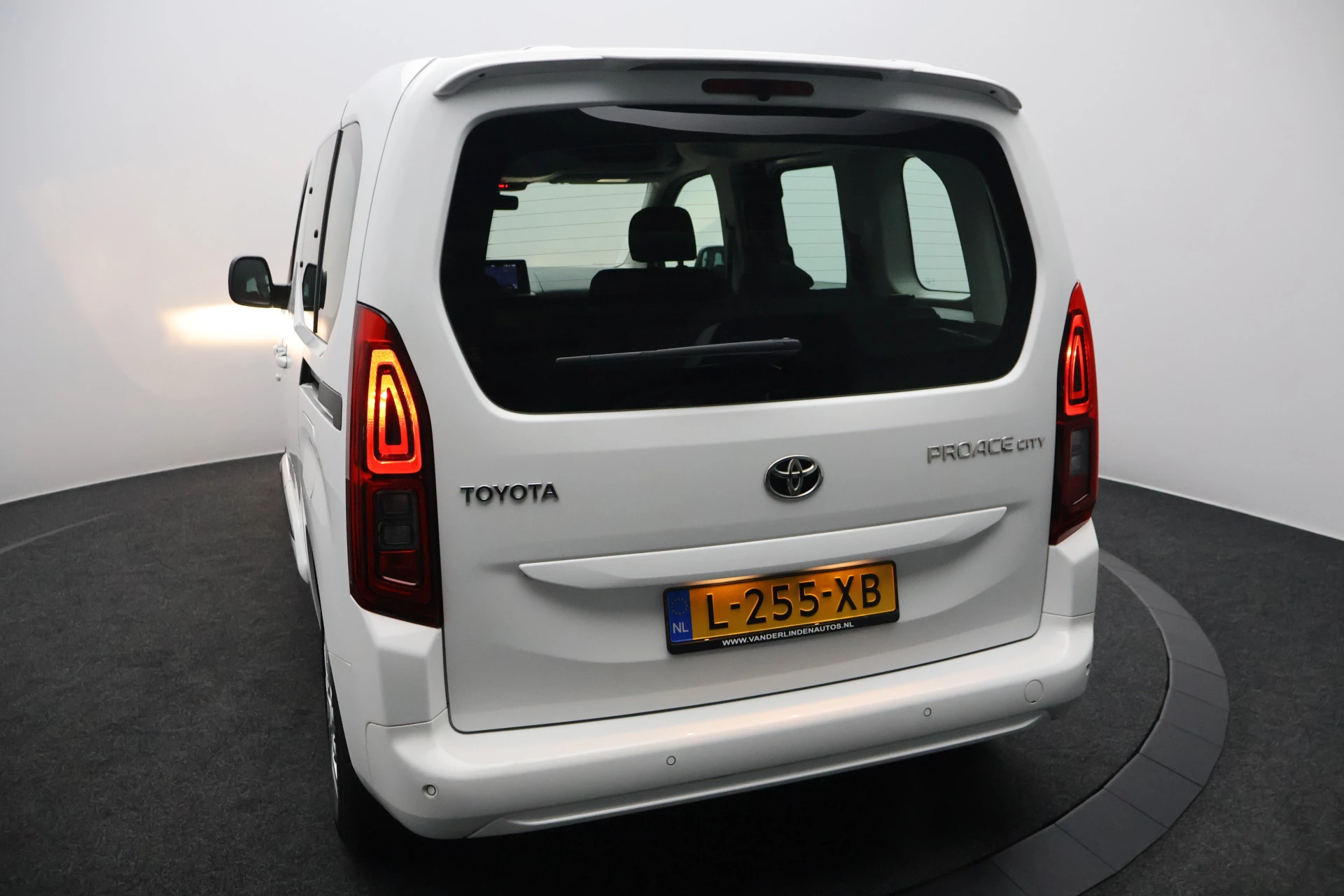 Hoofdafbeelding Toyota ProAce