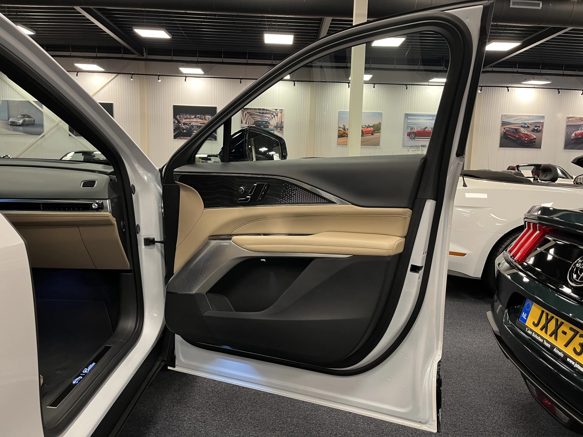 Hoofdafbeelding Cadillac LYRIQ