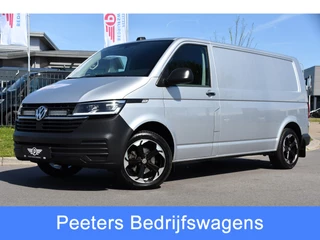 Hoofdafbeelding Volkswagen Transporter Volkswagen Transporter 2.0 TDI L2H1 30 Highline Adaptieve Cruise, Camera, Automaat, Carplay, 150PK, LED, Standkachel, Stoelverwarming, Trekhaak, Uniek!