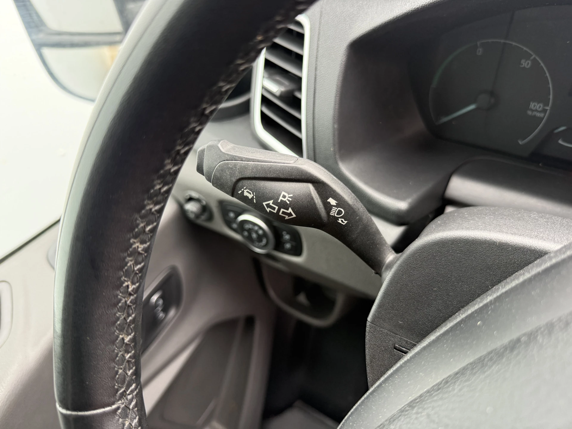 Hoofdafbeelding Ford E-Transit