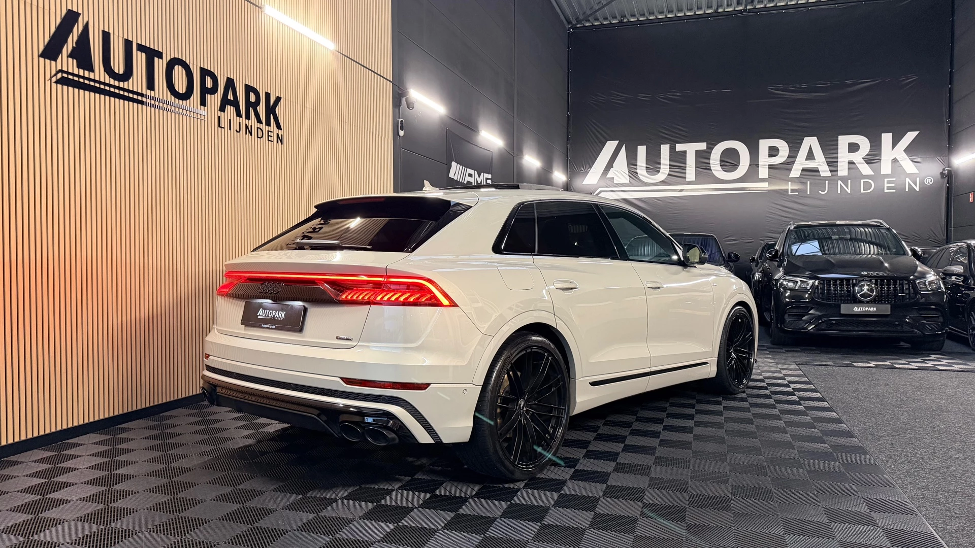 Hoofdafbeelding Audi Q8