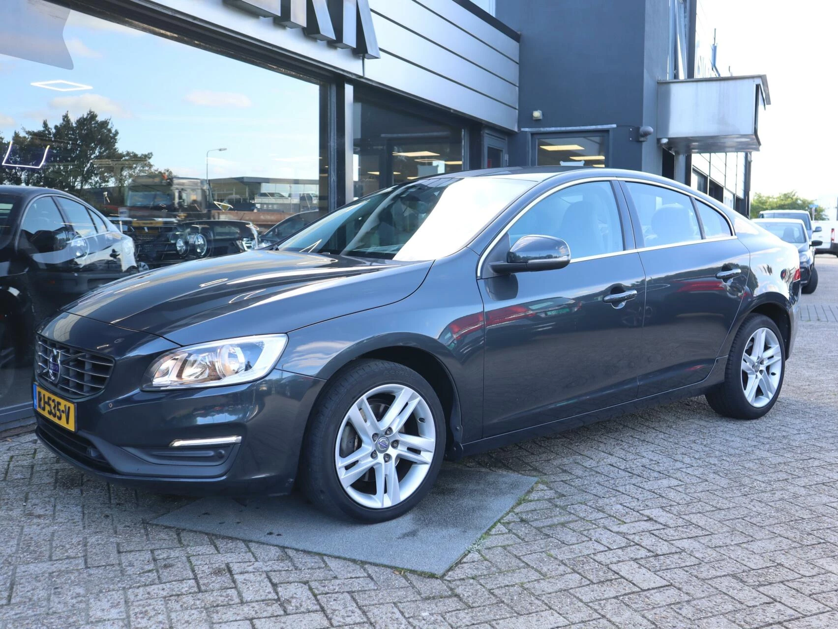 Hoofdafbeelding Volvo S60