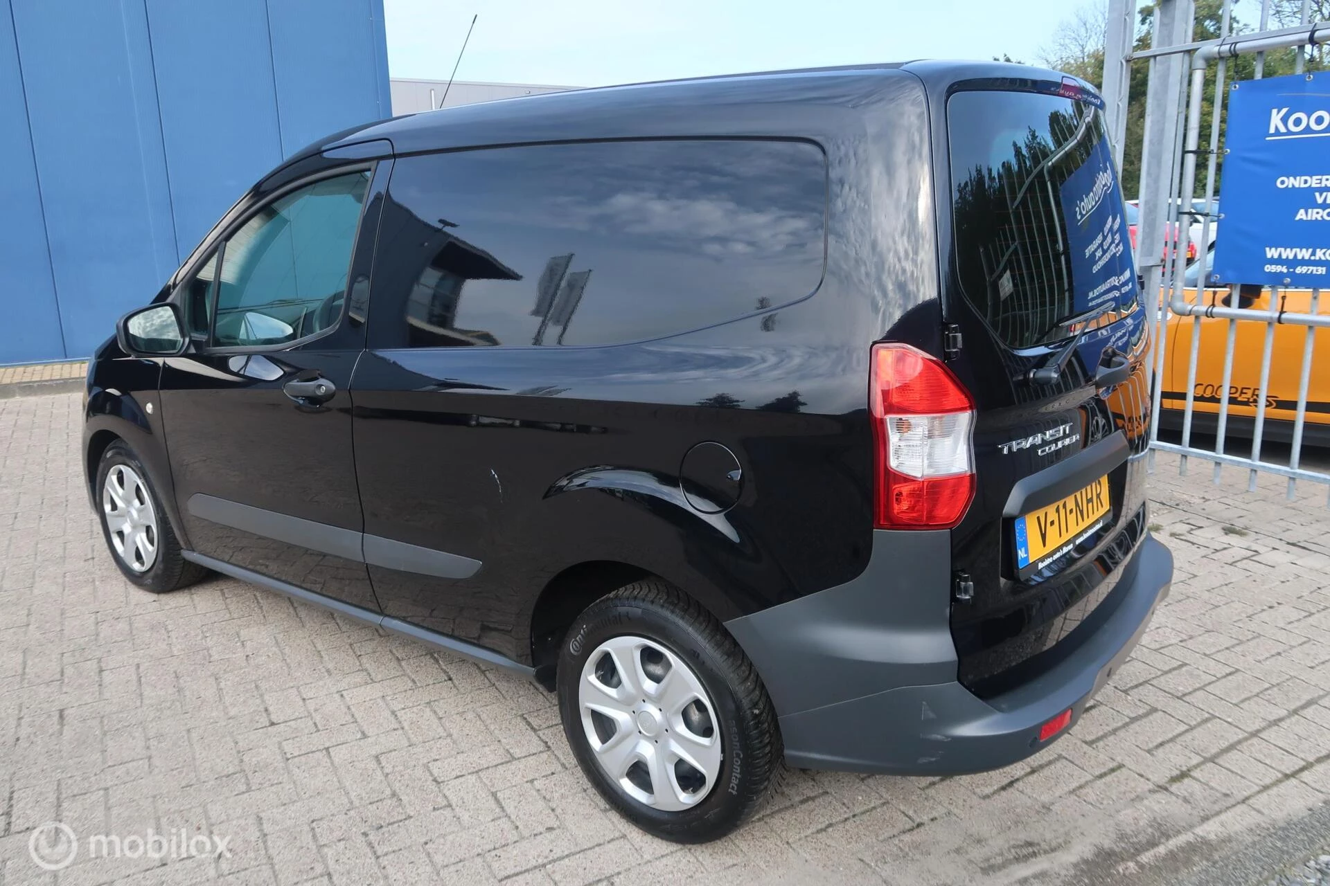 Hoofdafbeelding Ford Transit Courier