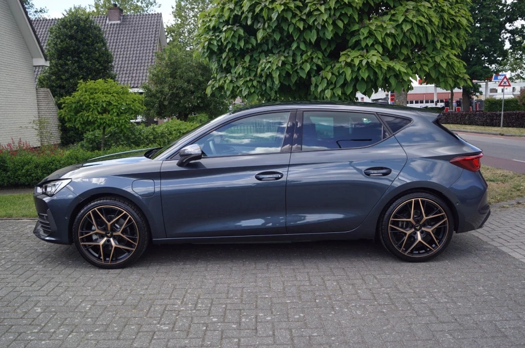 Hoofdafbeelding CUPRA Leon
