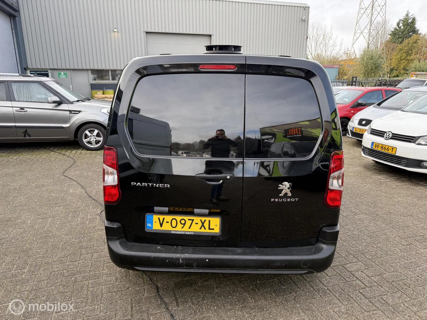 Hoofdafbeelding Peugeot Partner