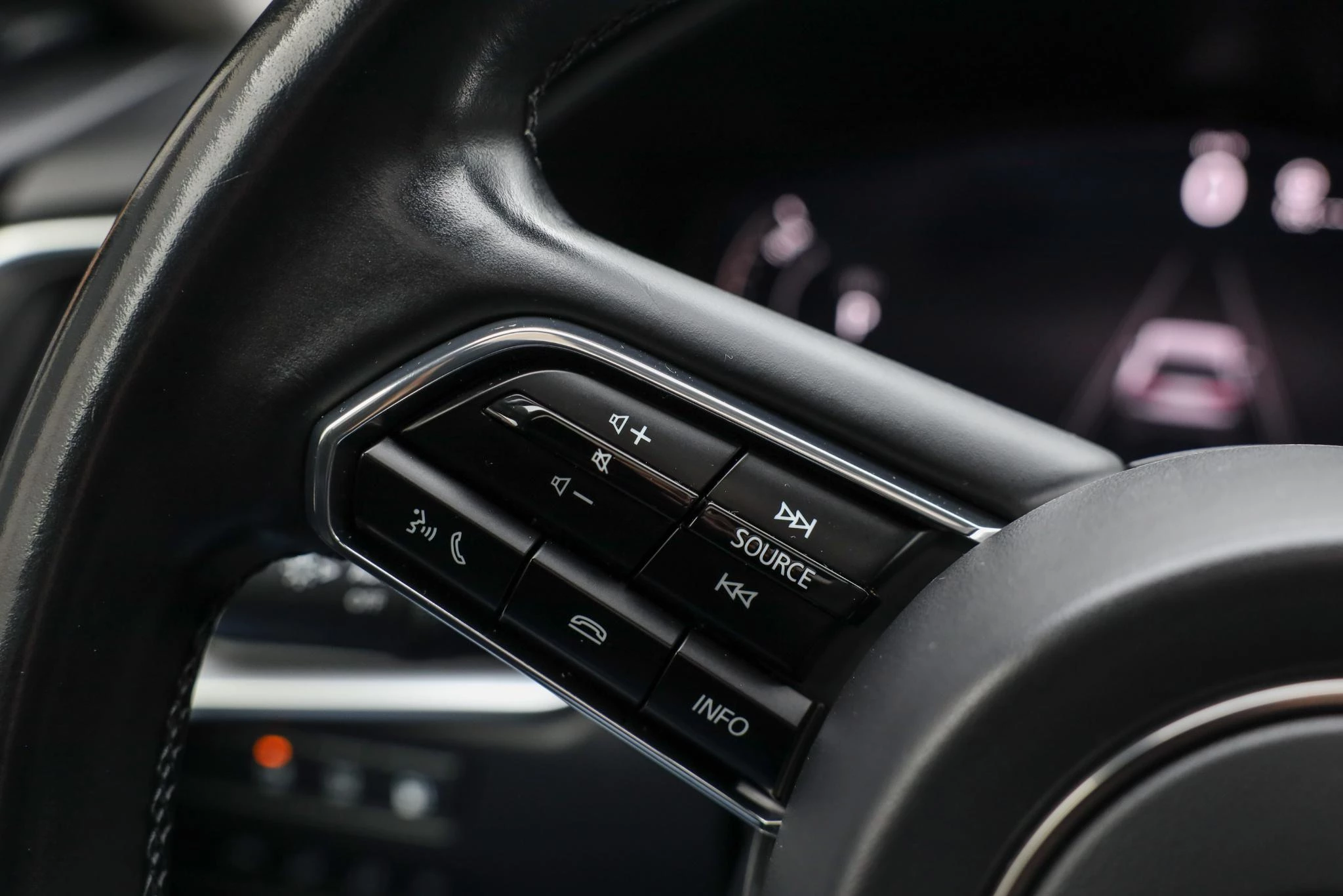 Hoofdafbeelding Mazda CX-60