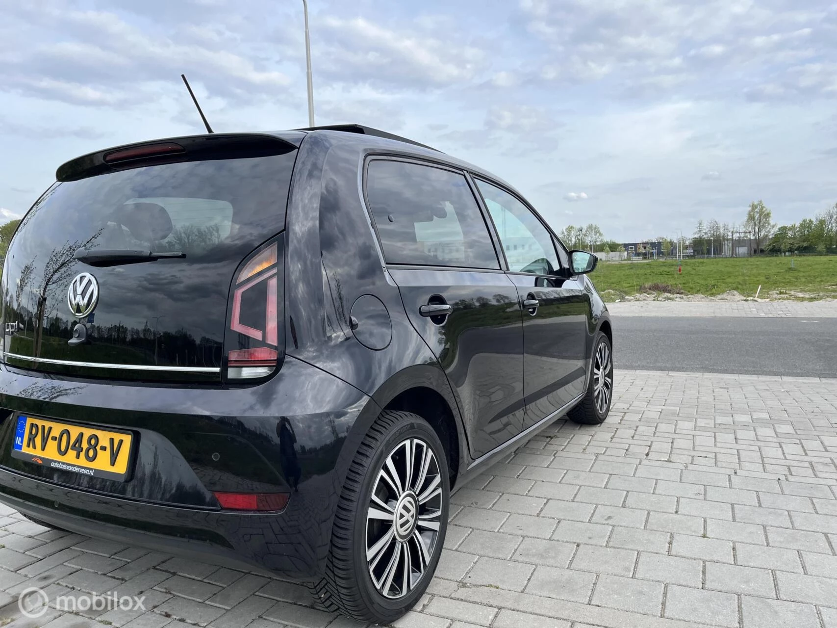 Hoofdafbeelding Volkswagen up!