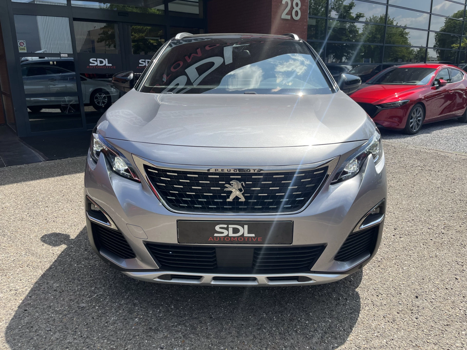 Hoofdafbeelding Peugeot 5008
