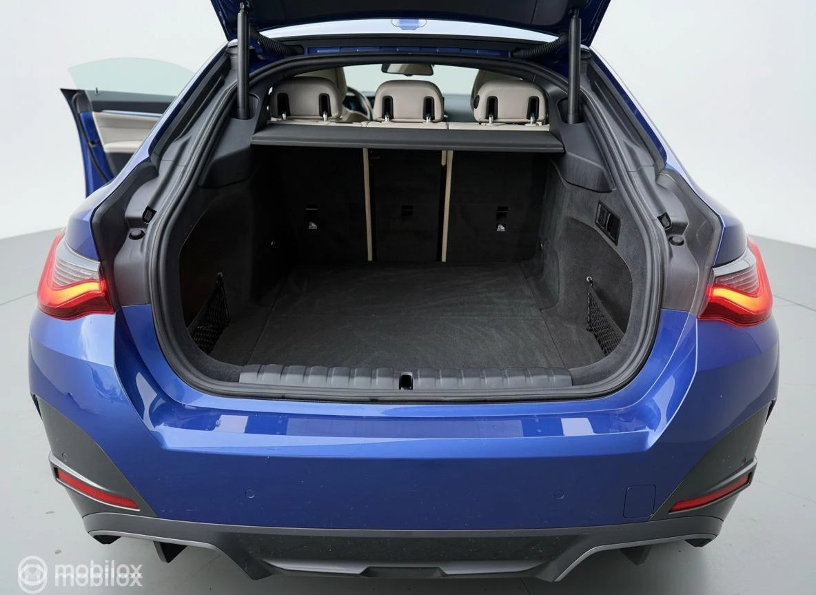 Hoofdafbeelding BMW i4