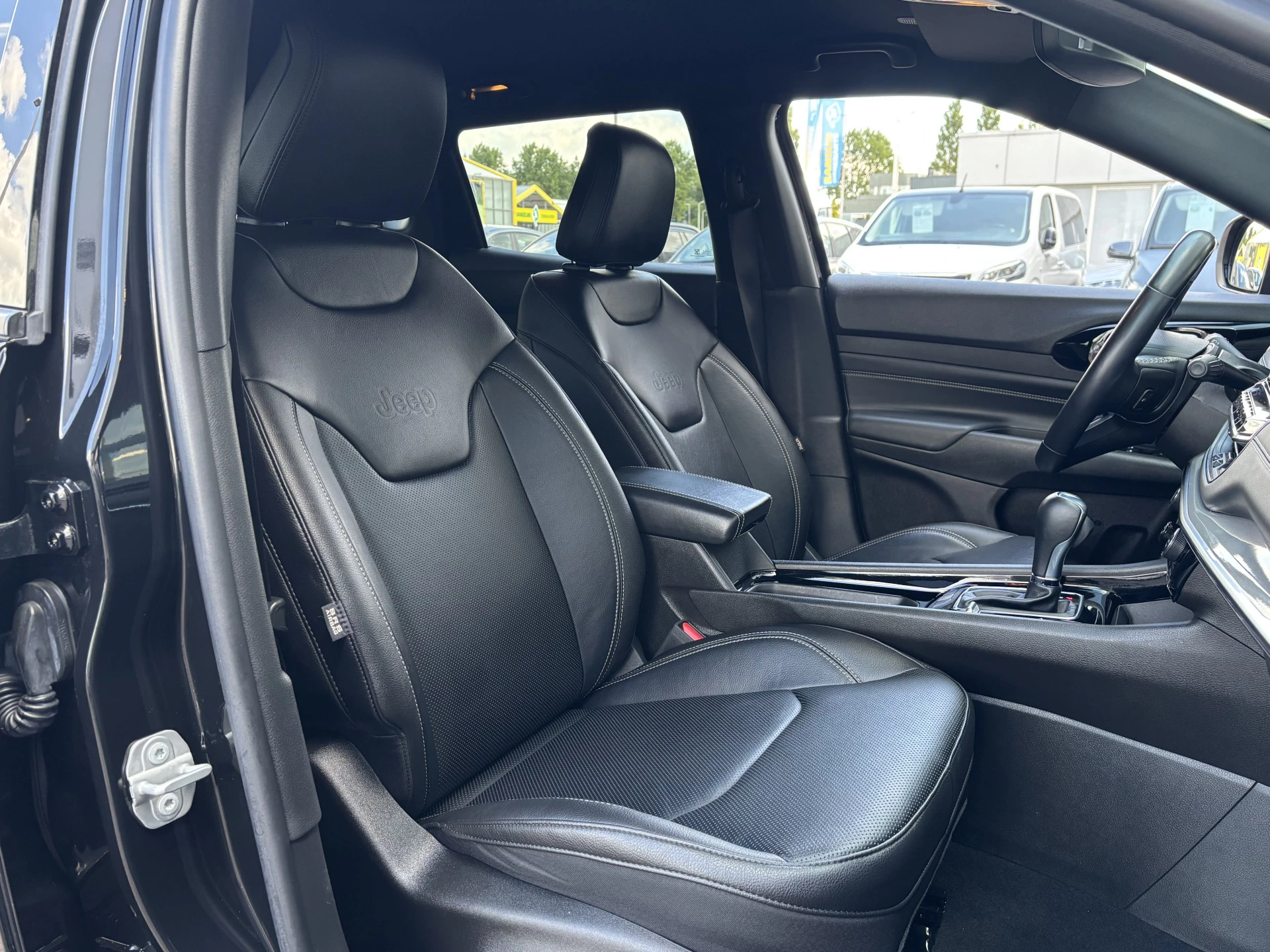Hoofdafbeelding Jeep Compass
