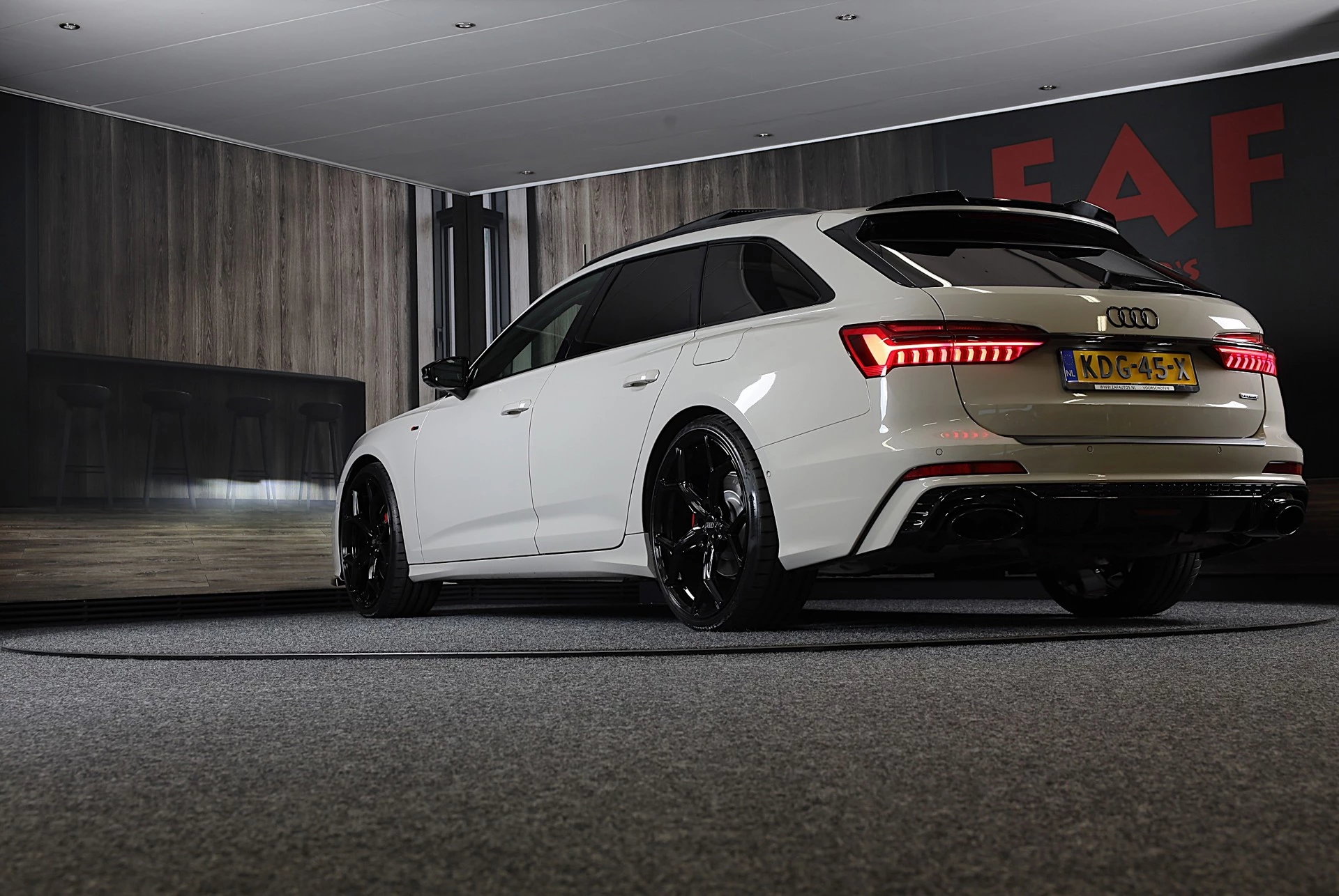 Hoofdafbeelding Audi A6