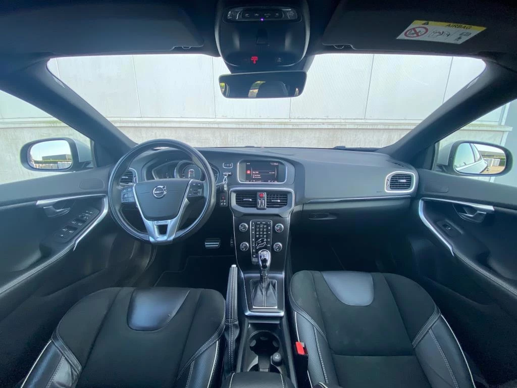 Hoofdafbeelding Volvo V40