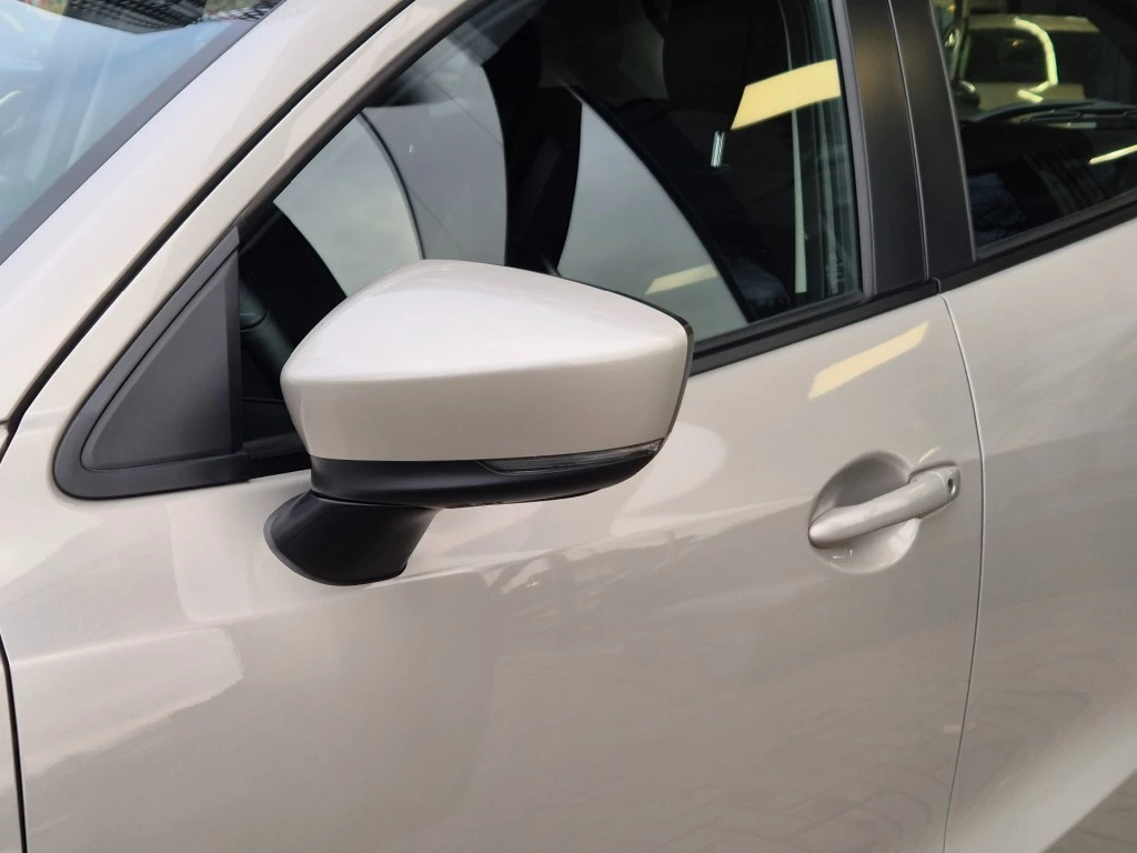 Hoofdafbeelding Mazda 2